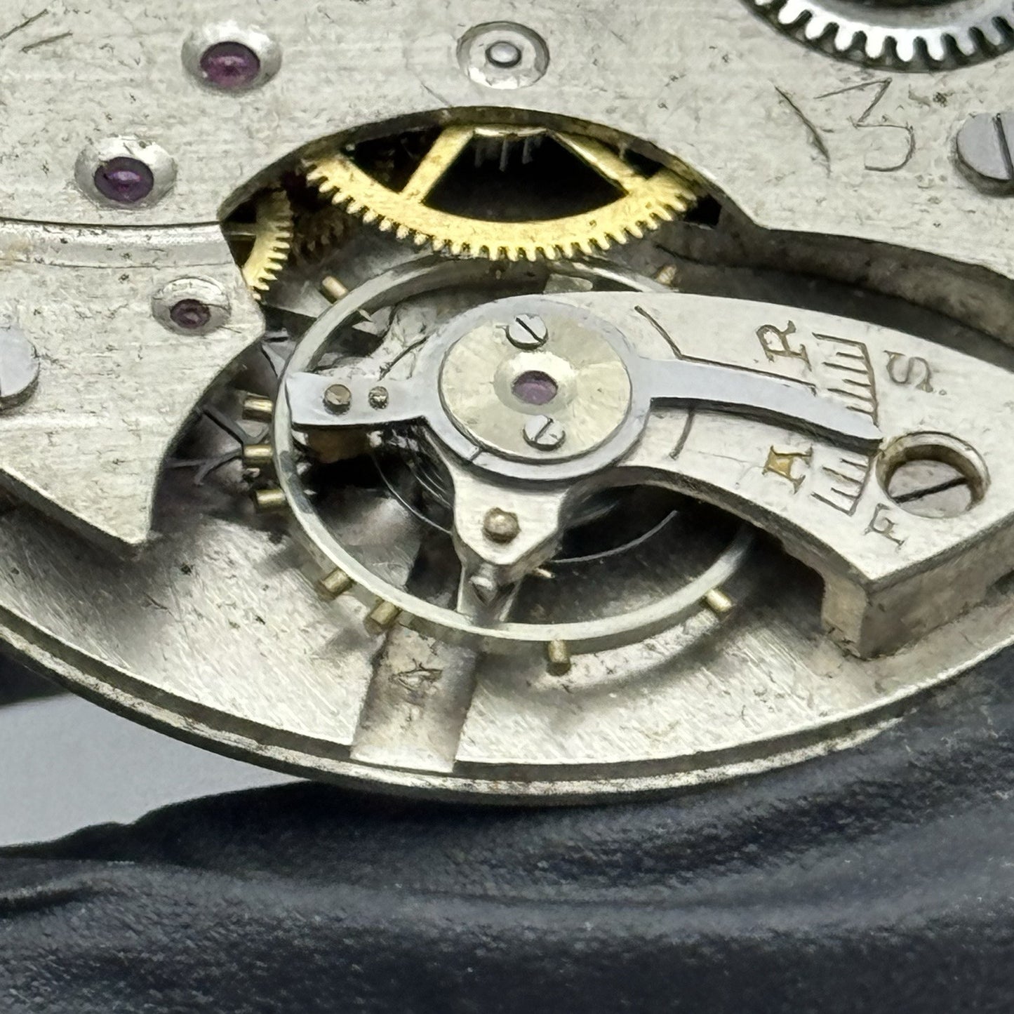 39.5mm Balance Ok Unidentified Interesting Vintage Pocket Watch Movement PARTS