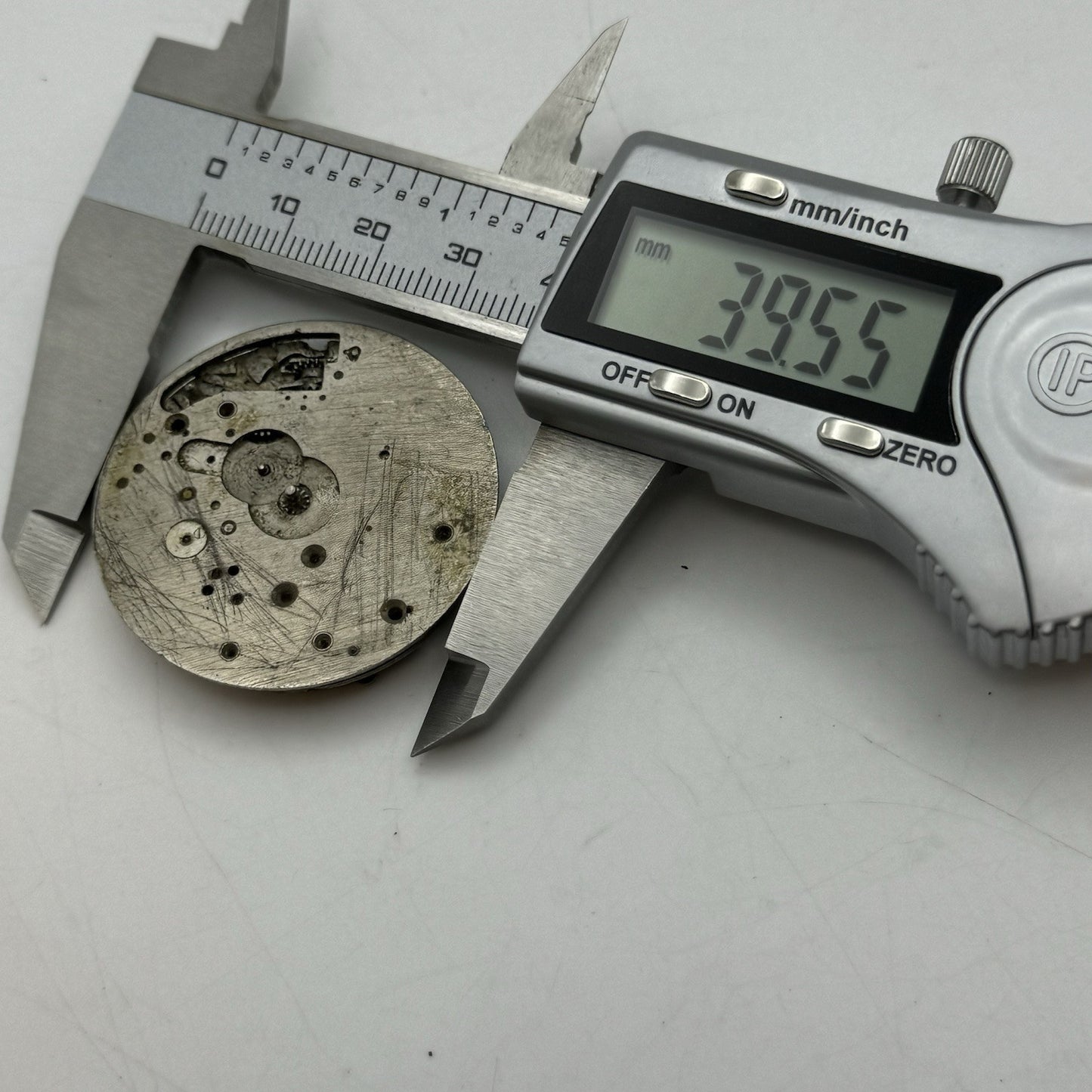 39.5mm Balance Ok Unidentified Interesting Vintage Pocket Watch Movement PARTS