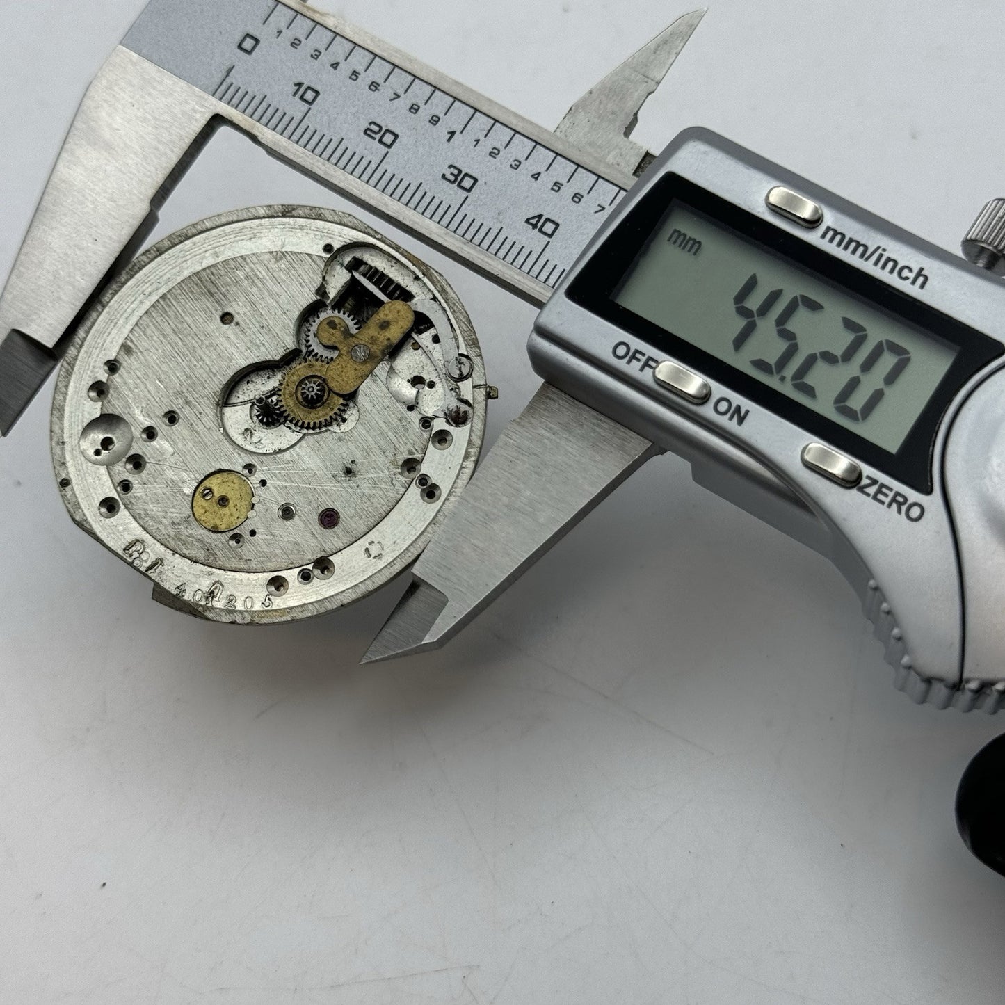 45.2mm Interesting Unidentified Vintage Pocket Watch Movement - PARTS REPAIR