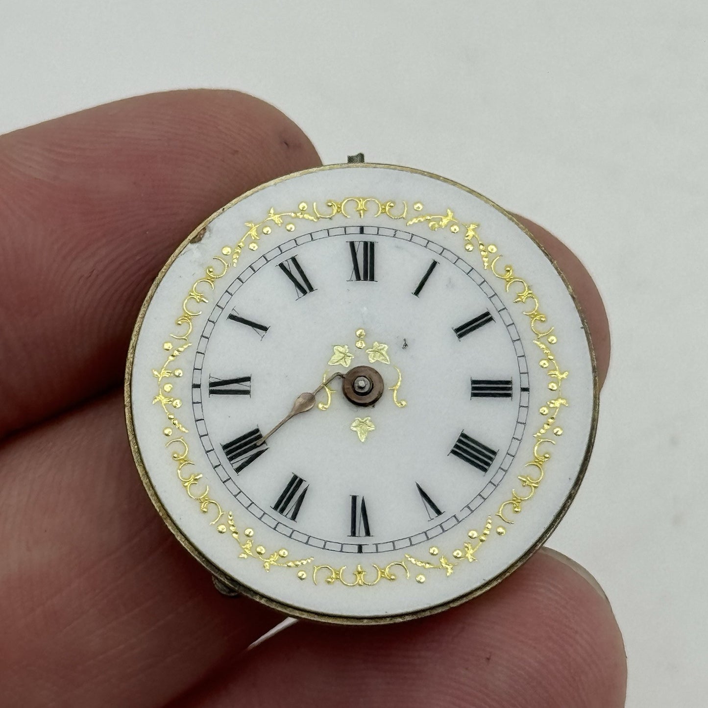 28mm Antique Beautiful Porcelain Dial Pocket Watch Movement - PARTS REPAIR SPARE