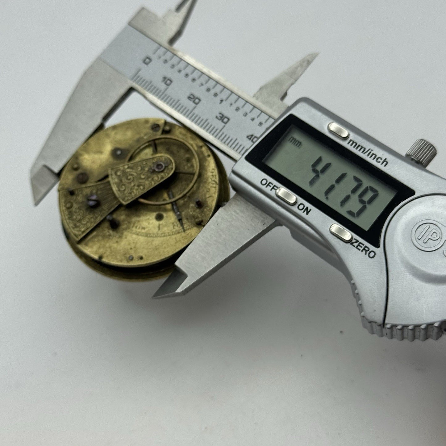 45.2mm Antique Fusee Pocket Watch Movement - Chain Missing PARTS REPAIR SPARES