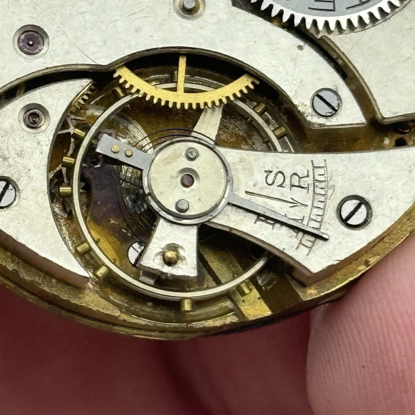 43.1mm Vintage Tegra 15 Jewels Good Balance Hunter Pocket Watch Movement PARTS