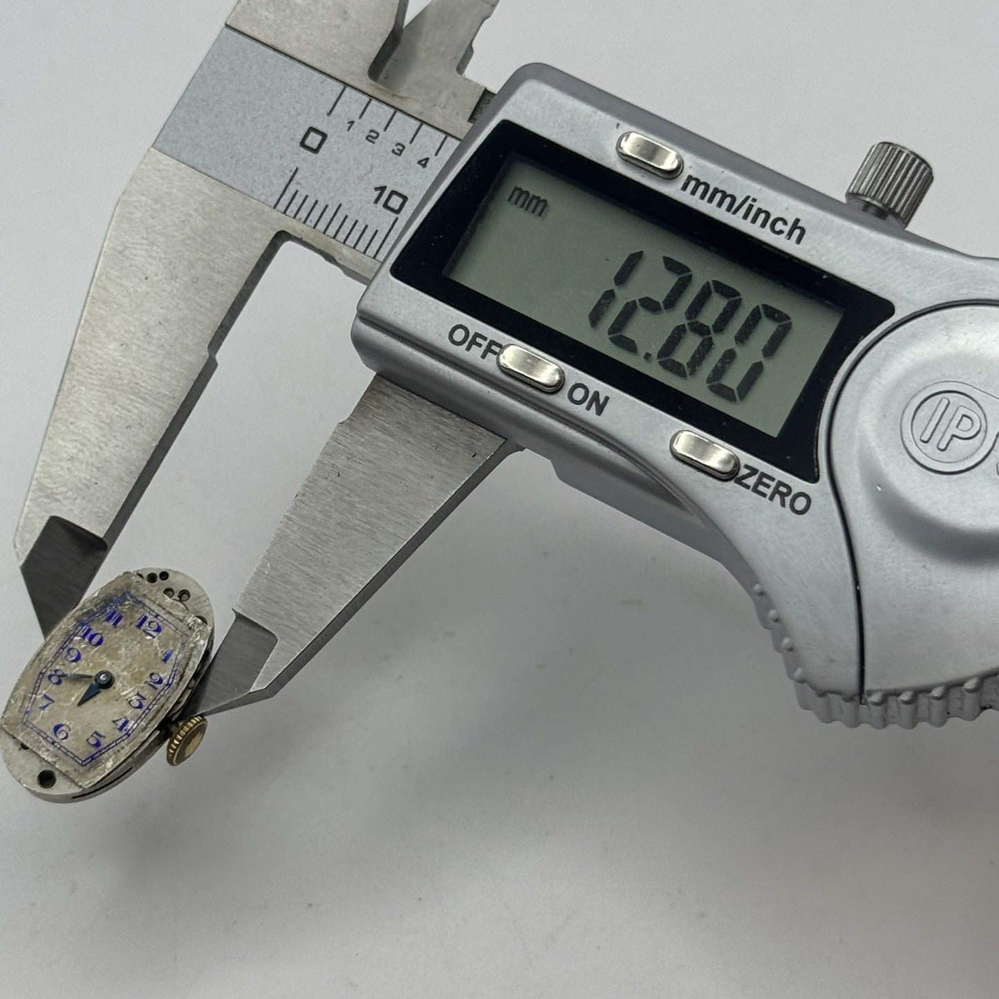 12.8mm Cut & Comb Bal A.I 190 Manual Wind Blue Indices Watch Movement FOR PARTS