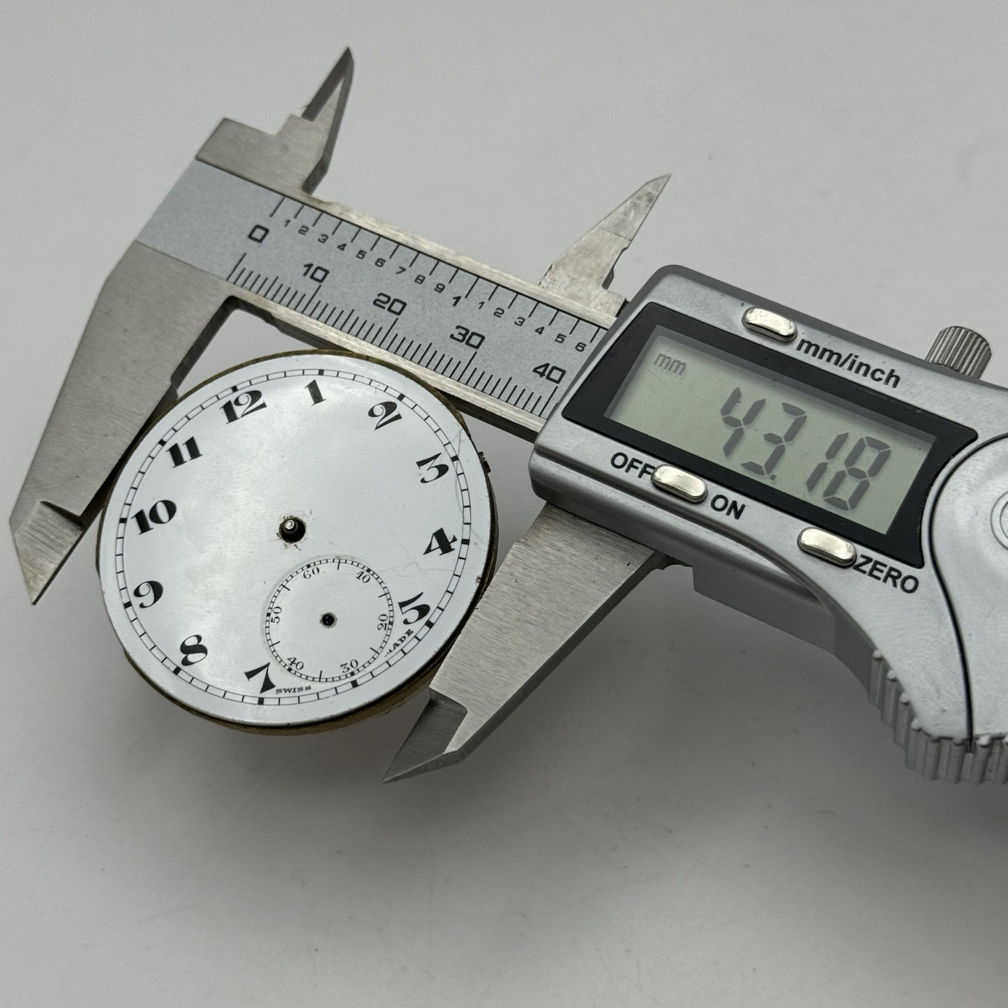 43.1mm Vintage Tegra 15 Jewels Good Balance Hunter Pocket Watch Movement PARTS