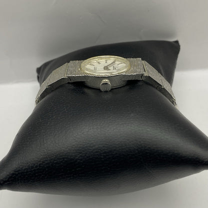 17mm RUNS BUT STOPS Vintage Limit Beautiful Ladies Silver Tone Bark Affect Watch