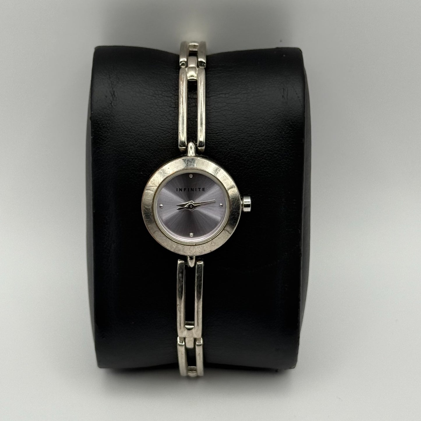 Infinite Ladies Quartz Watch Silver Tone Bracelet Japan Working 20mm 6.75 Inches