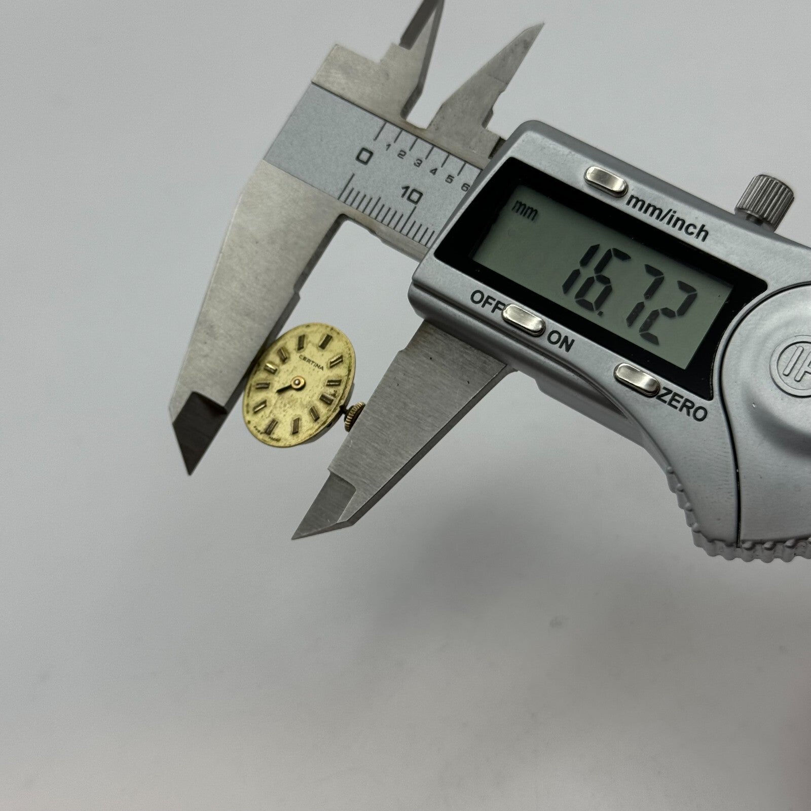 13mm Ladies Certina 13-20 Balance Ok Manual Wind 17 Jewels Watch Movement PARTS