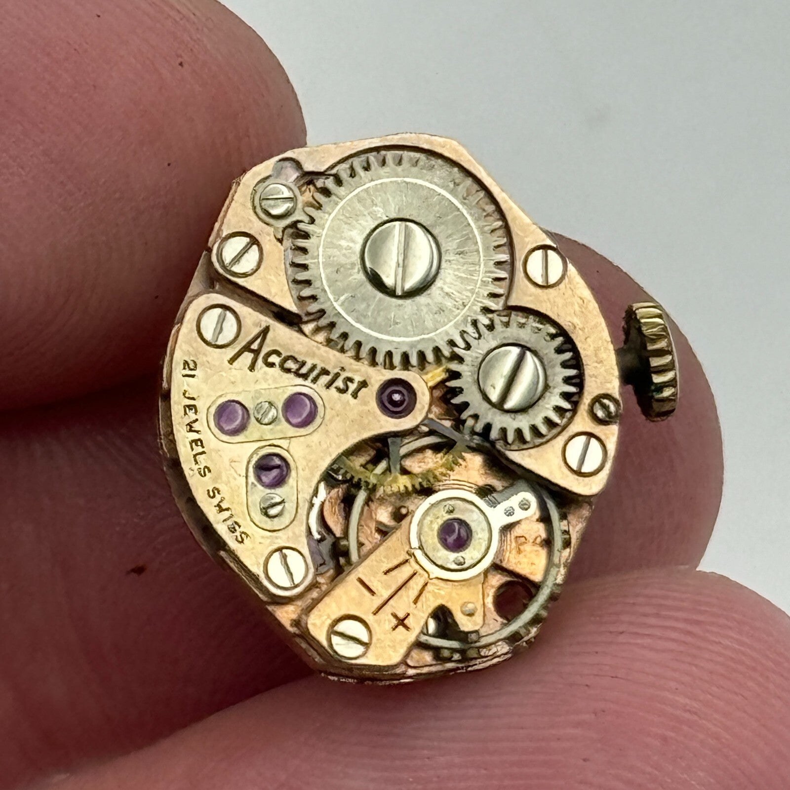 15mm Ladies Accurist FHF 60 Manual Wind Watch Movement Swiss Vintage PARTS