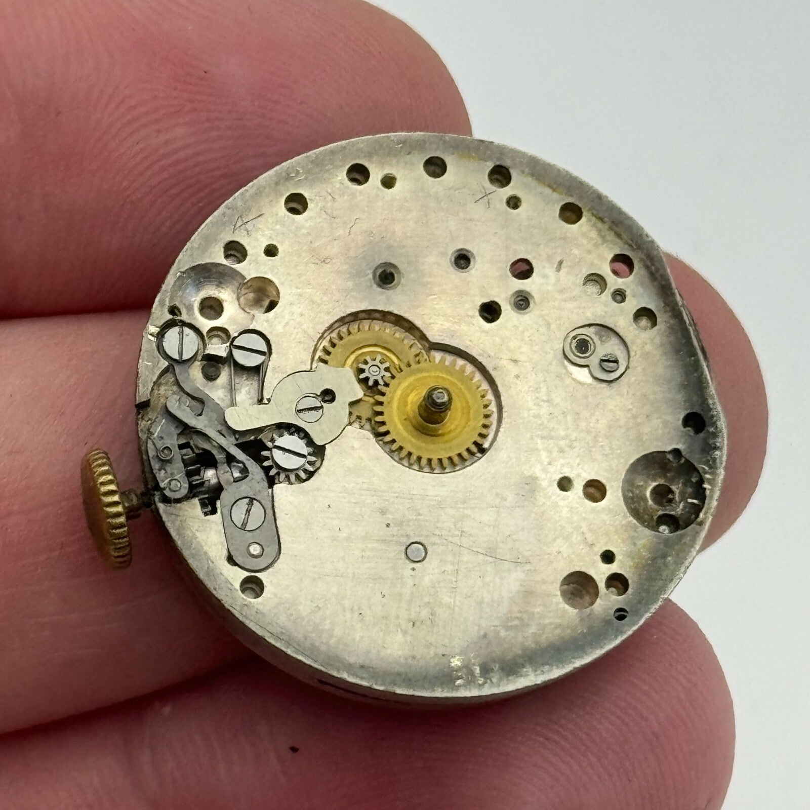 27.3mm Mens Unidentified 15 Jewels Trench Watch Movement Manual Wind Swiss PARTS