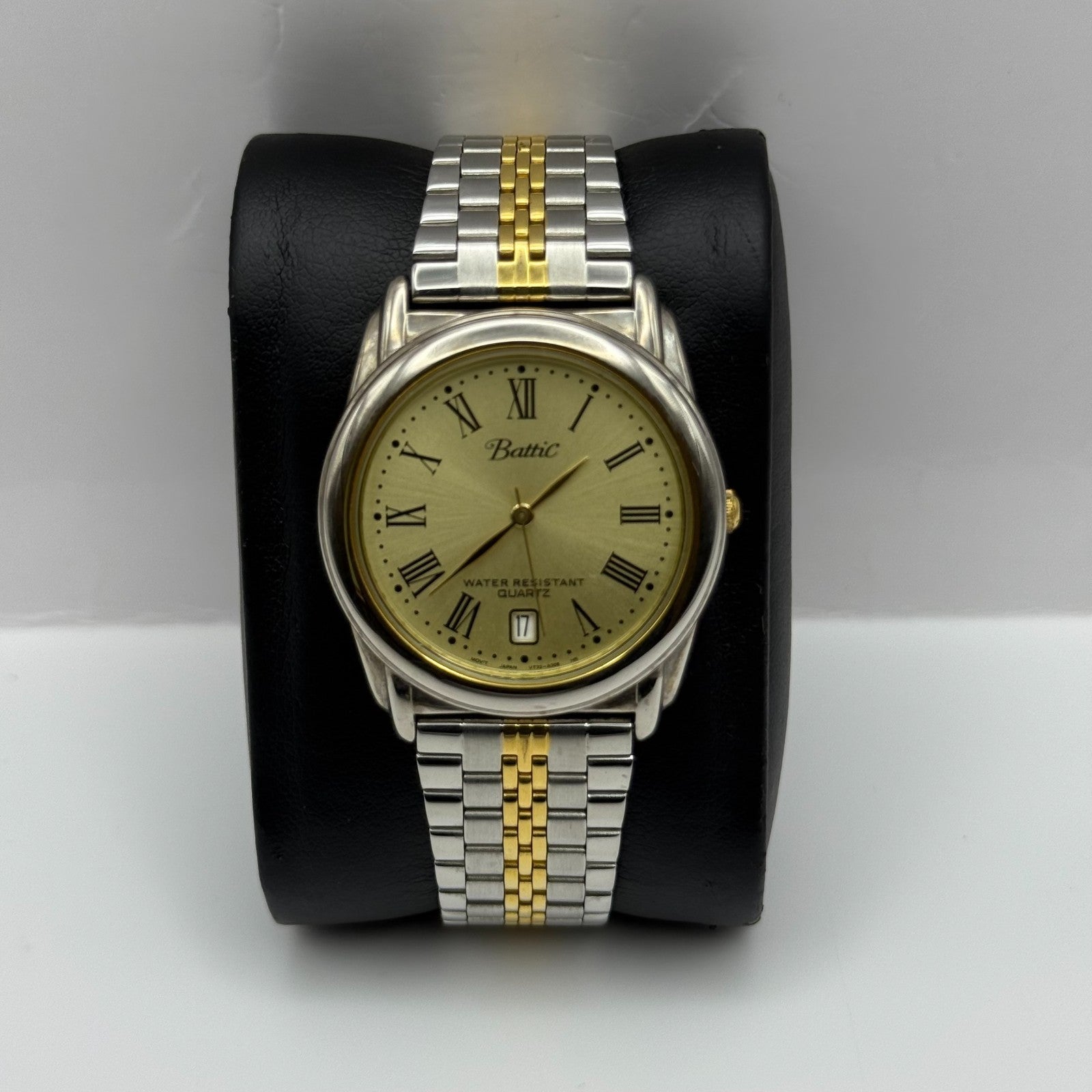 Battic Maruman Unisex Quartz Watch Two Tone Date Dial Gold Silver Working 33mm