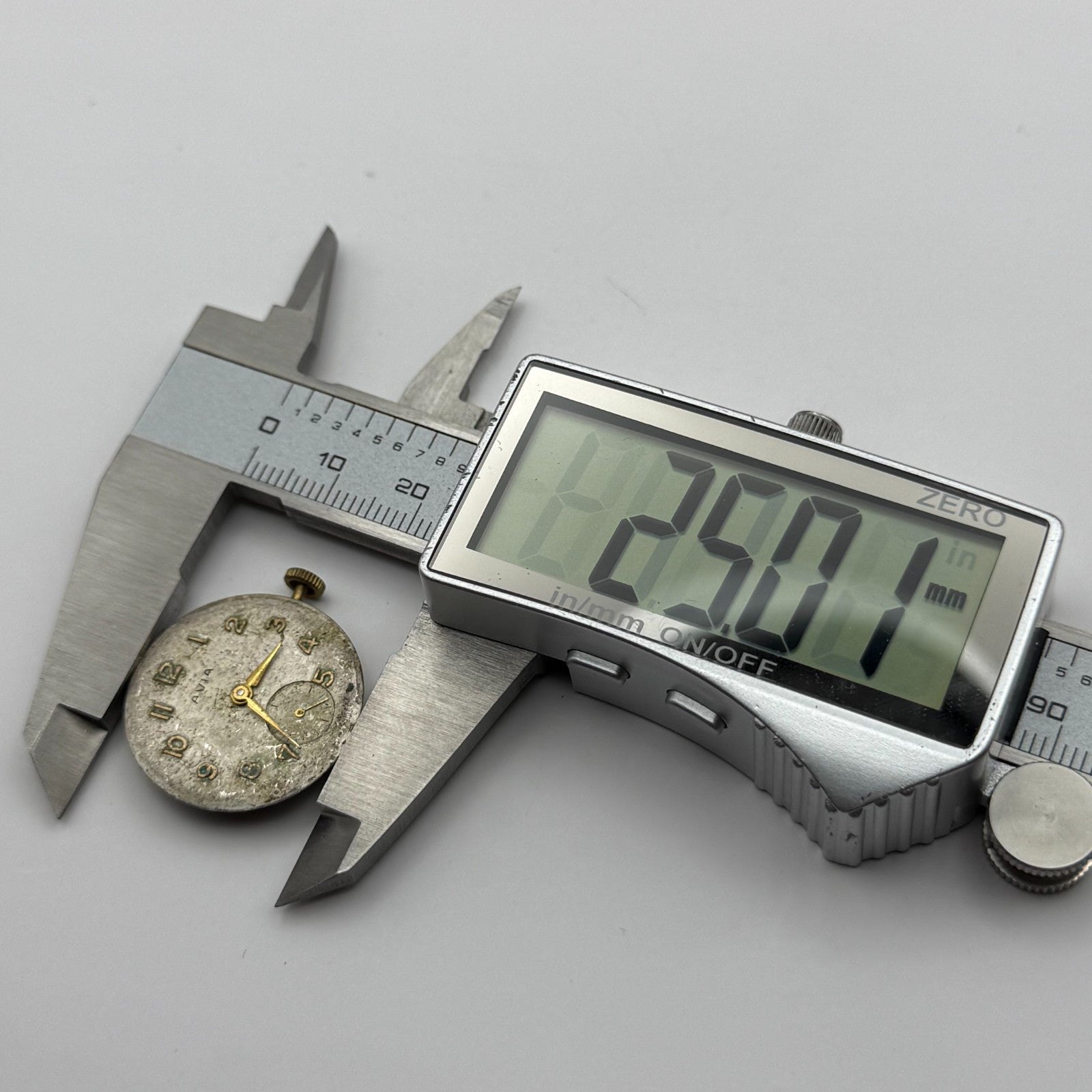 AS 1123 1124 Watch Movement Avia Manual Wind Vintage Swiss Parts Repair 25mm