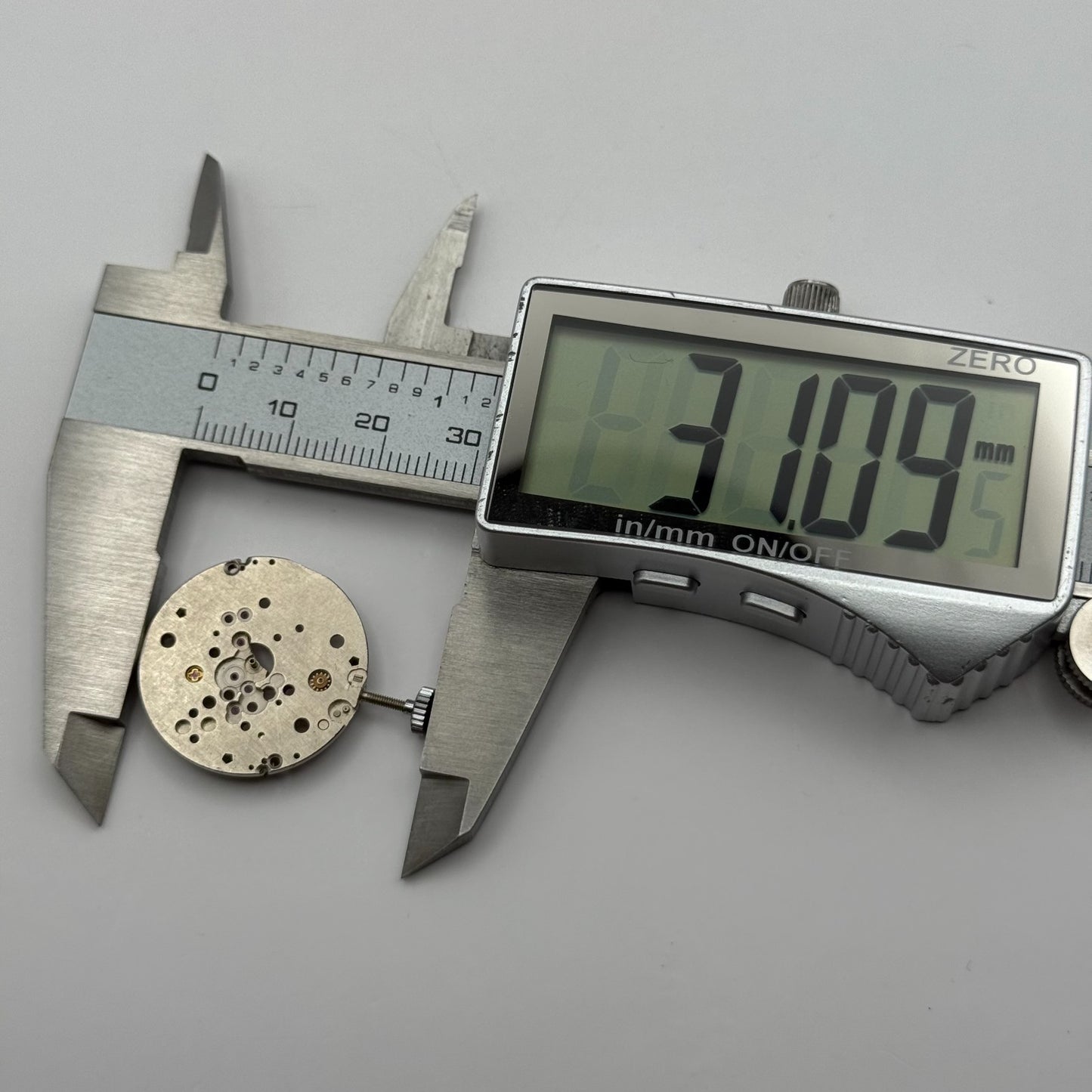 EB 8481 Watch Movement Main Plate Manual Wind Vintage Swiss Parts 23.7mm