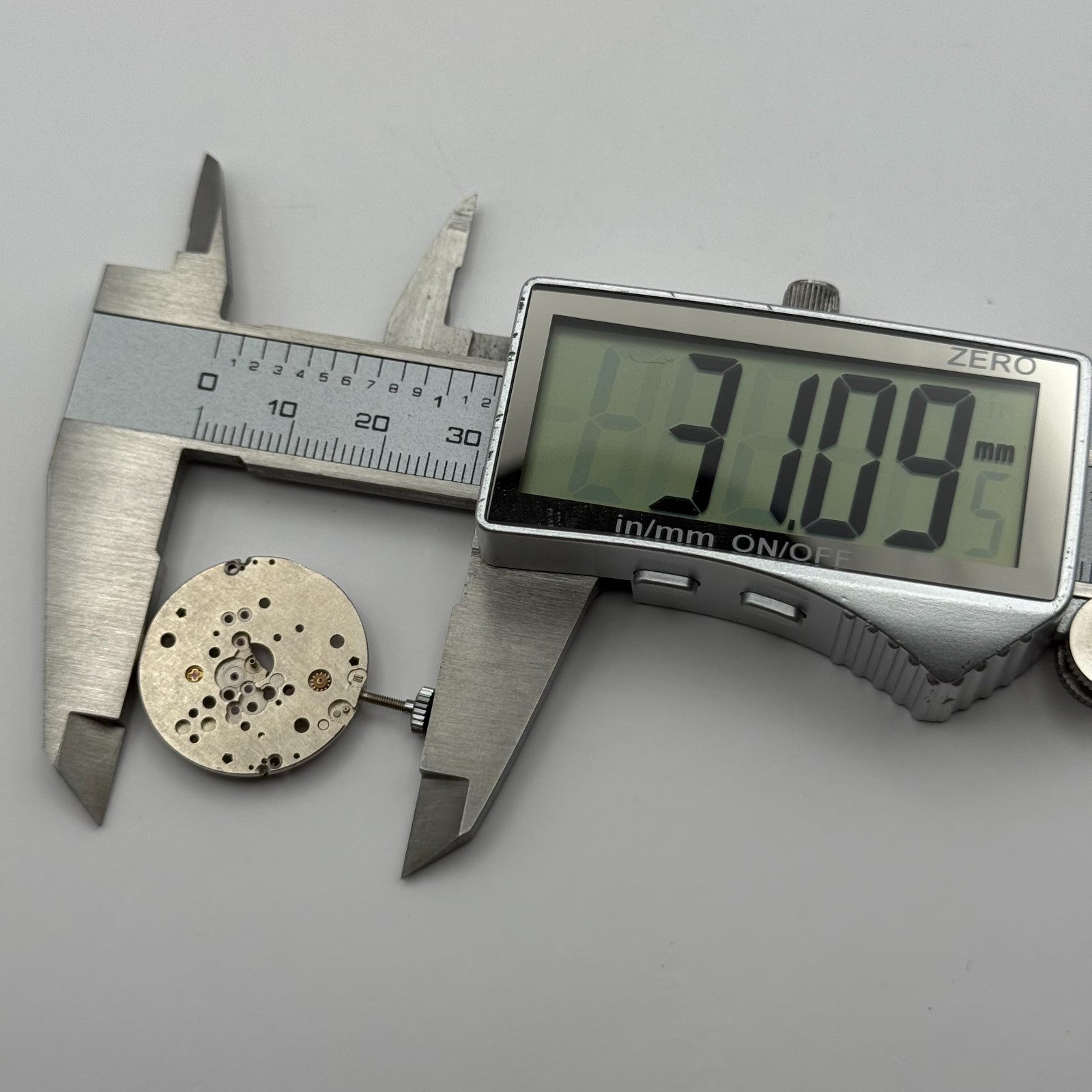 EB 8481 Watch Movement Main Plate Manual Wind Vintage Swiss Parts 23.7mm