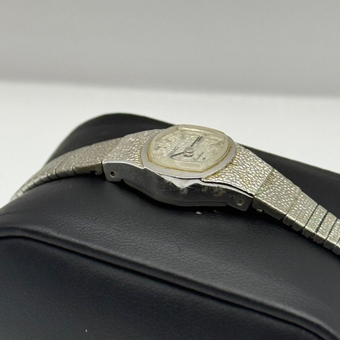 Vintage Seiko Rainbow Watch Mechanical Japan Ladies 11-3430 Stainless Working