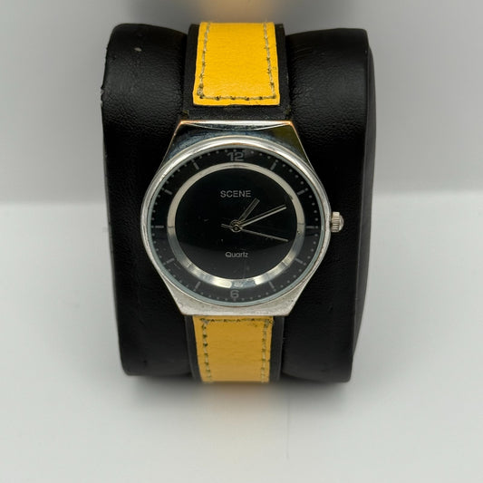 Scene Ladies Quartz Watch Black Dial Yellow Leather Strap Working 32mm