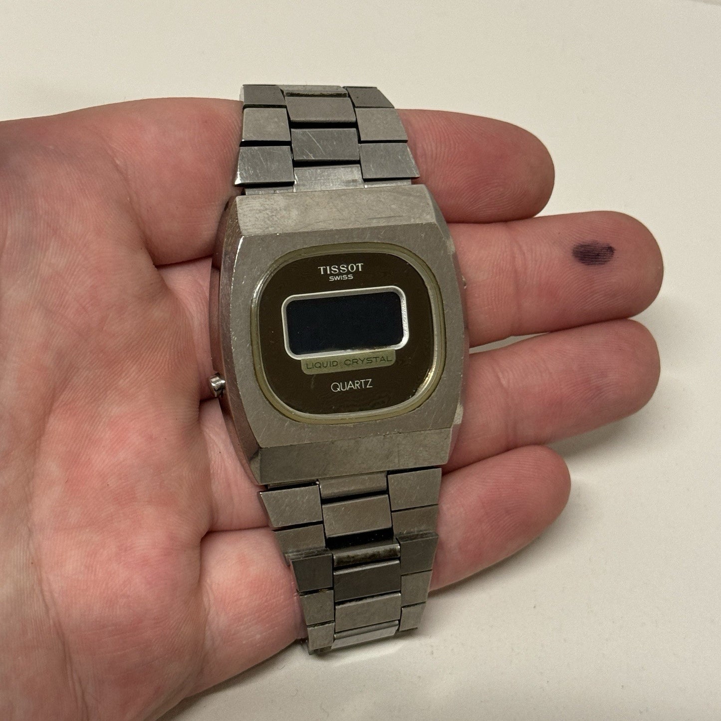 37mm Tissot 2040 Liquid Crystal 40626 - 2144 Quartz LCD Vintage Watch FOR PARTS