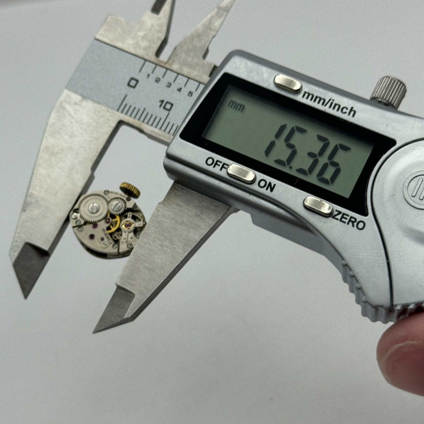 12.9mm Ladies AS 1012 A Schild Manual Wind Watch Movement Swiss Vintage PARTS