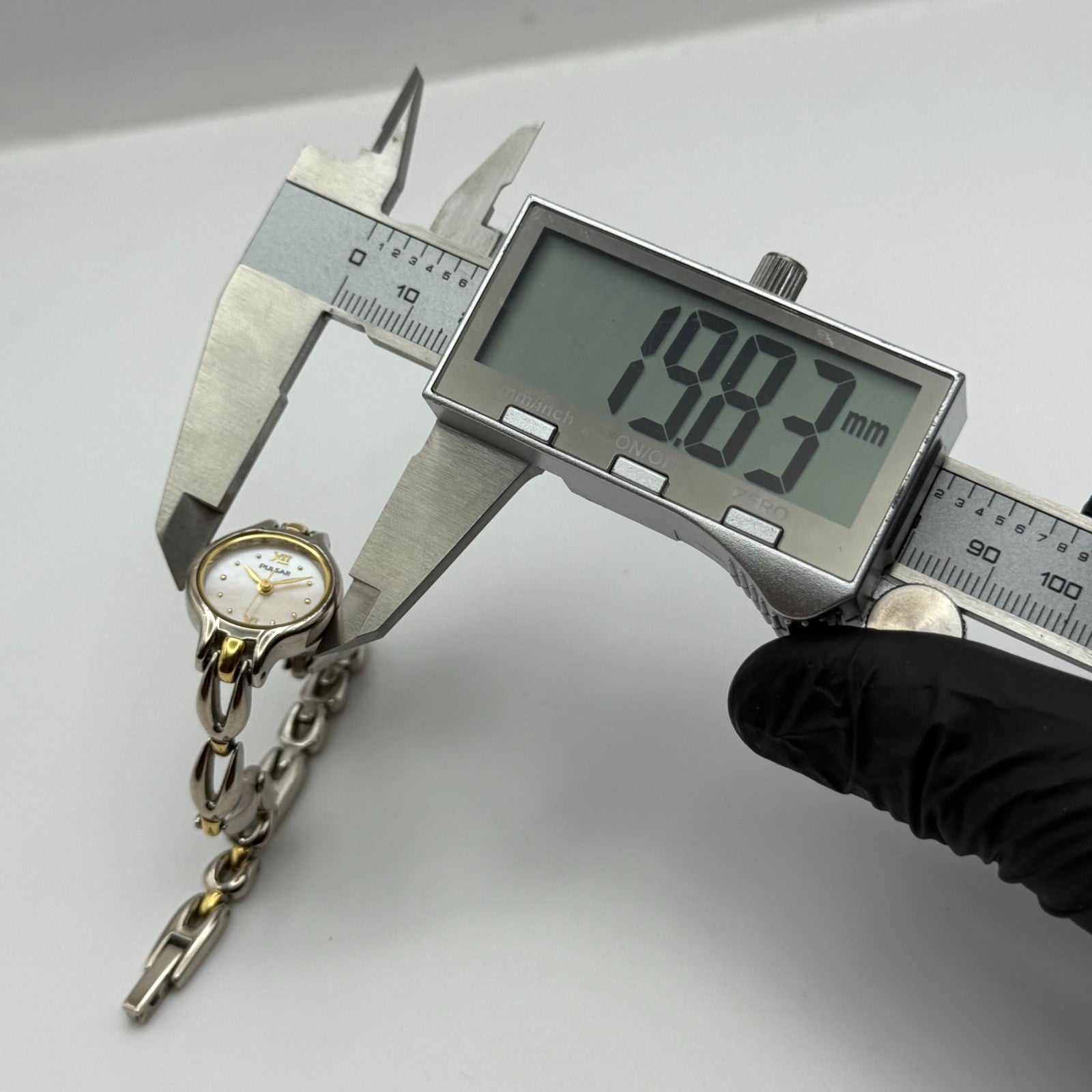 20mm Working Ladies Pulsar V401-X209 Two Tone Quartz Japan Watch 6.5 Inches