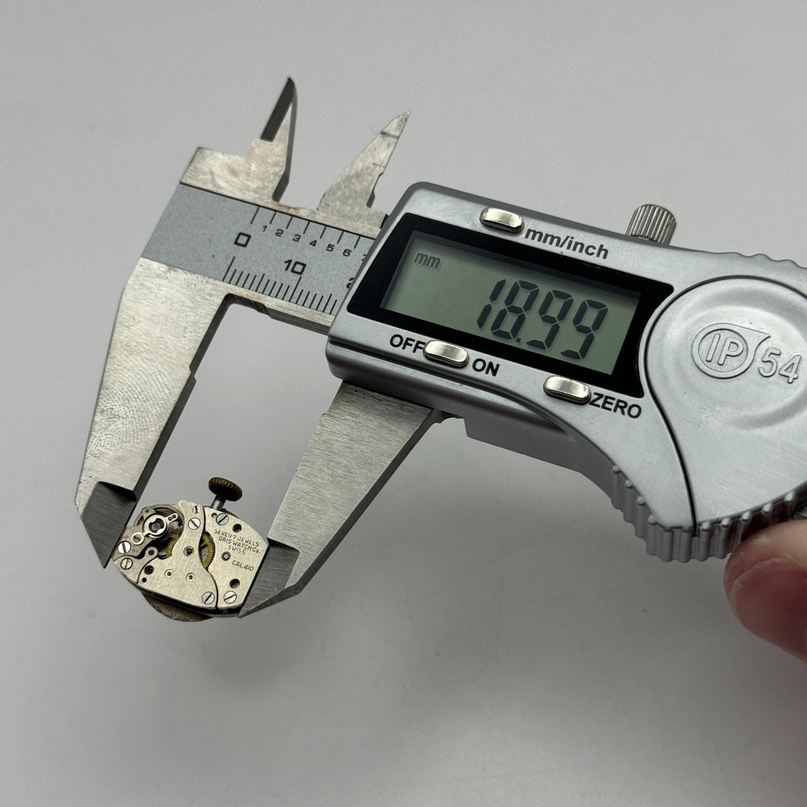 12.9mm Ladies Oris Cal 410 Manual Wind Watch Movement Swiss Vintage PARTS SPARES