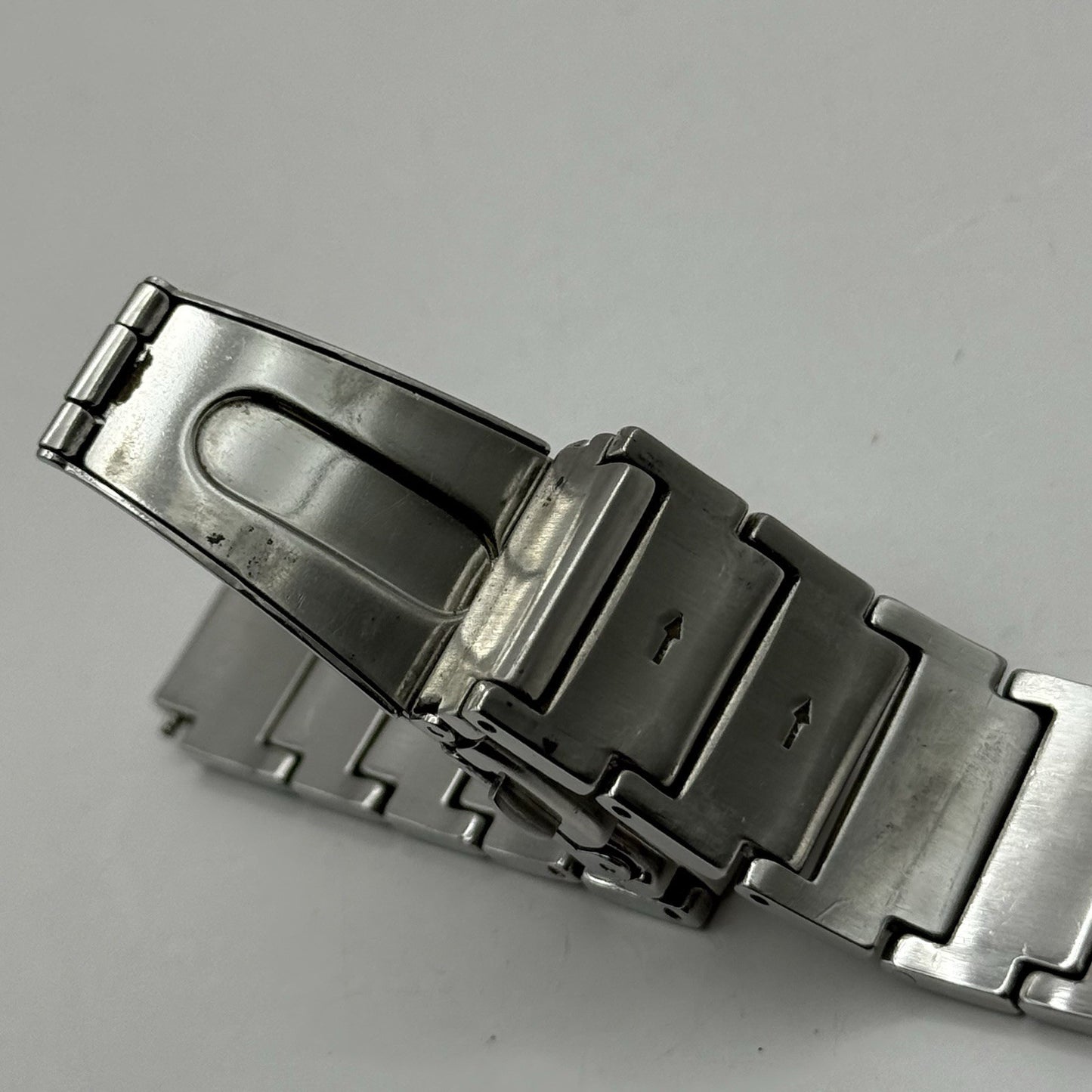 23mm Working Ladies DKNY NY-3030 Stainless Steel Quartz Watch Broken Strap