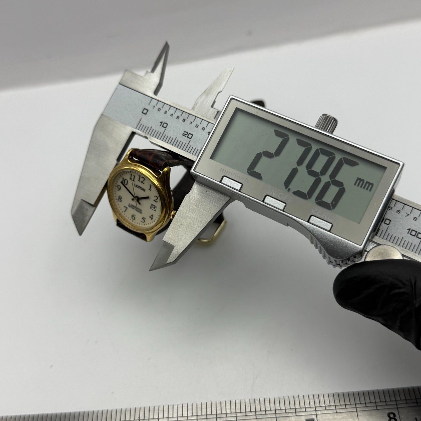 26m Working Vintage Ladies Lorus Lumibrite VX82 - X113 Quartz Watch 8 Inches