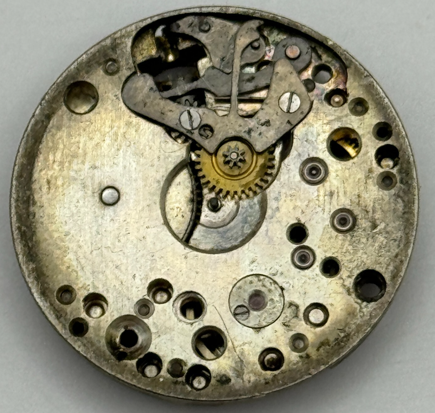 23.6mm Unidentified 15 Jewels Swiss Vintage Manual Wind Watch Movement PARTS