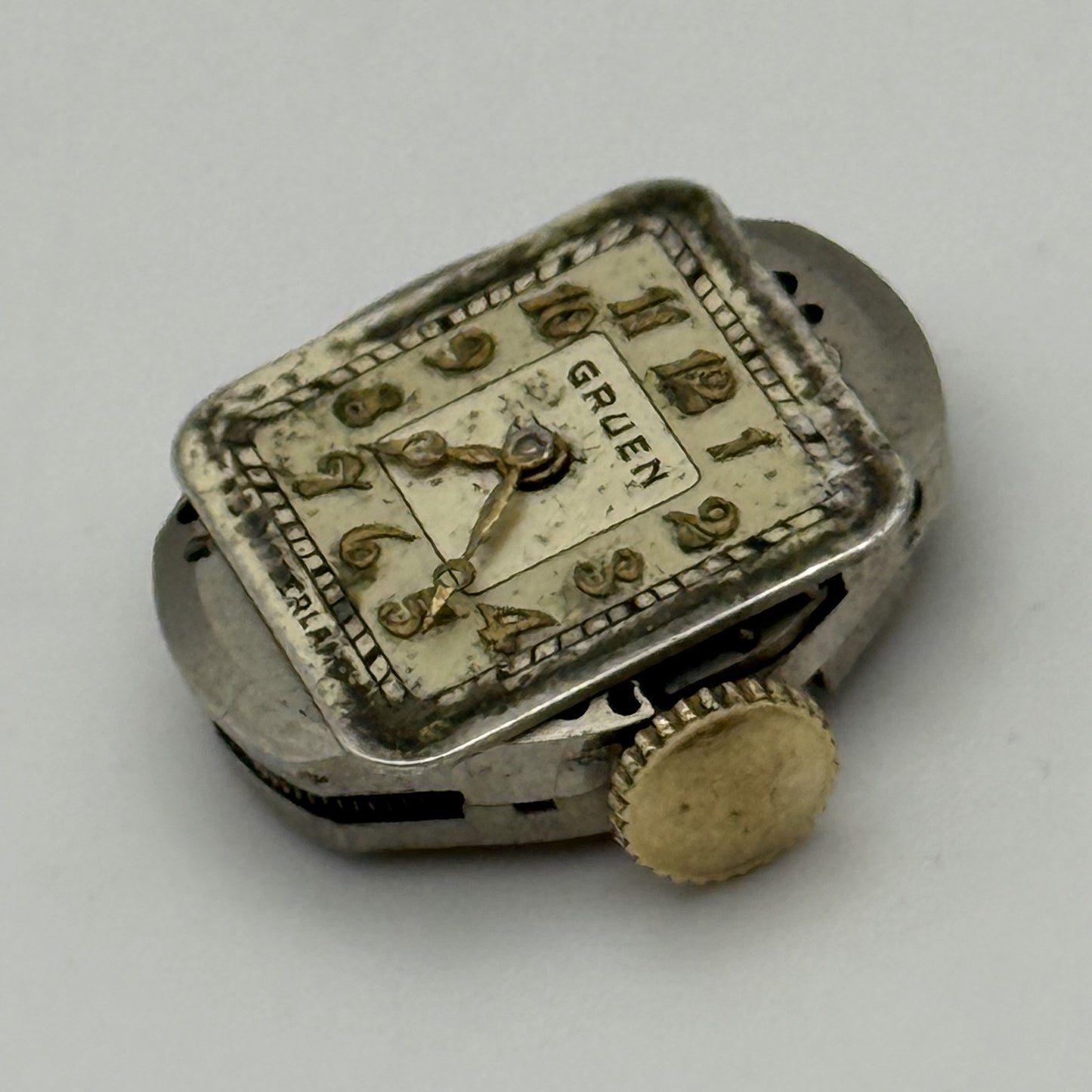 15.1mm Vintage Gruen 1-69866 Manual Wind Watch Movement PARTS REPAIR