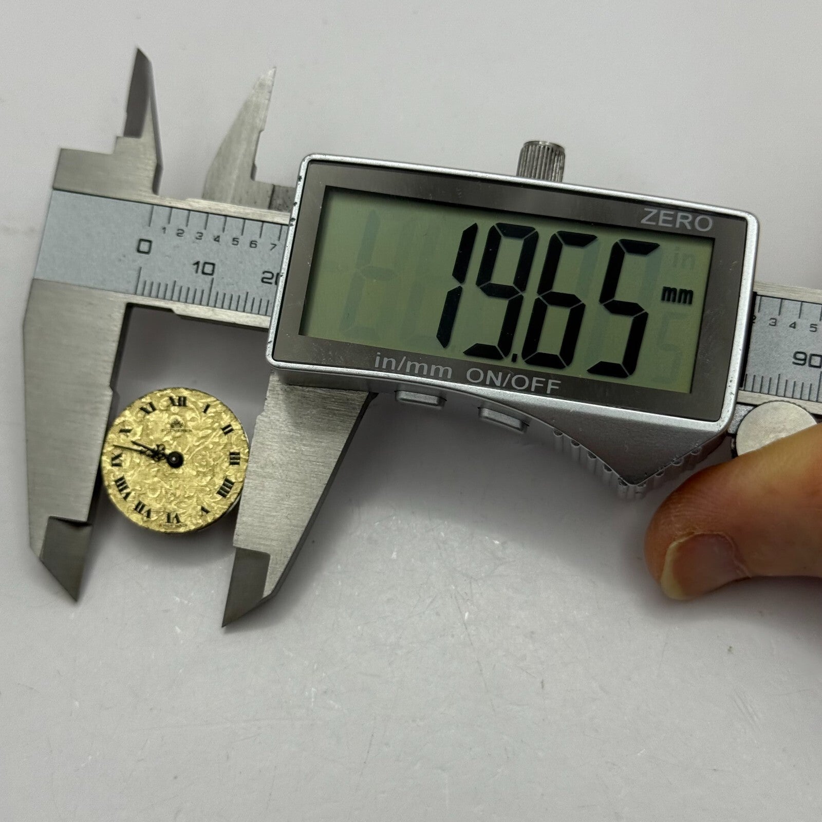 19.6mm Vintage Bucherer FEF 250 Manual Wind Watch Movement PARTS REPAIR