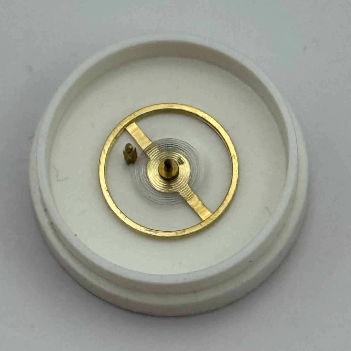 BFG 1582 Balance Complete a pl + a dgt Renata 1402 Watch Movement Parts Vintage