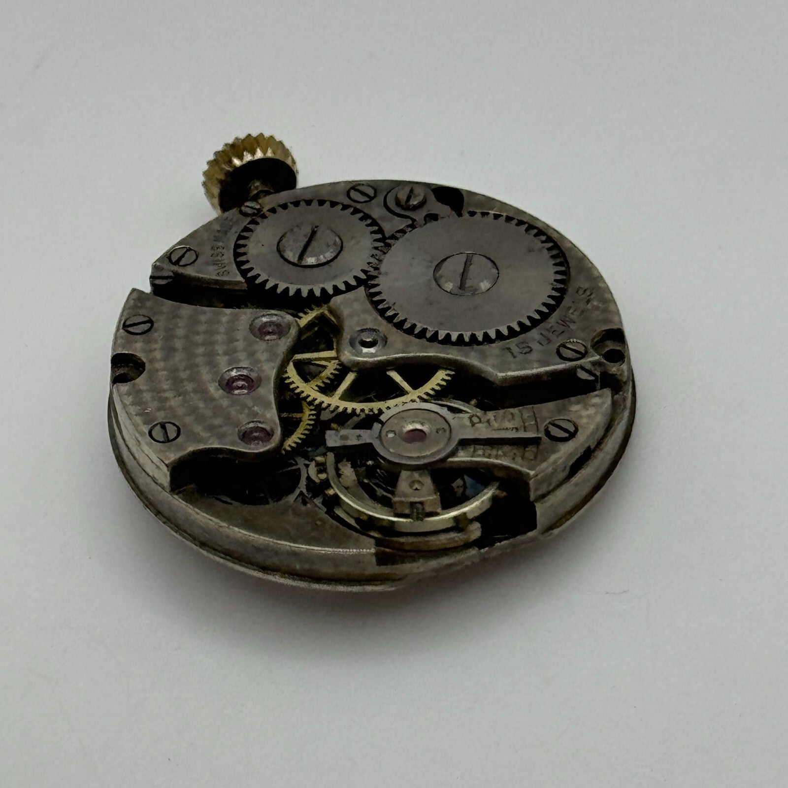 23.6mm Unidentified 15 Jewels Manual Wind Watch Movement Swiss Vintage PARTS