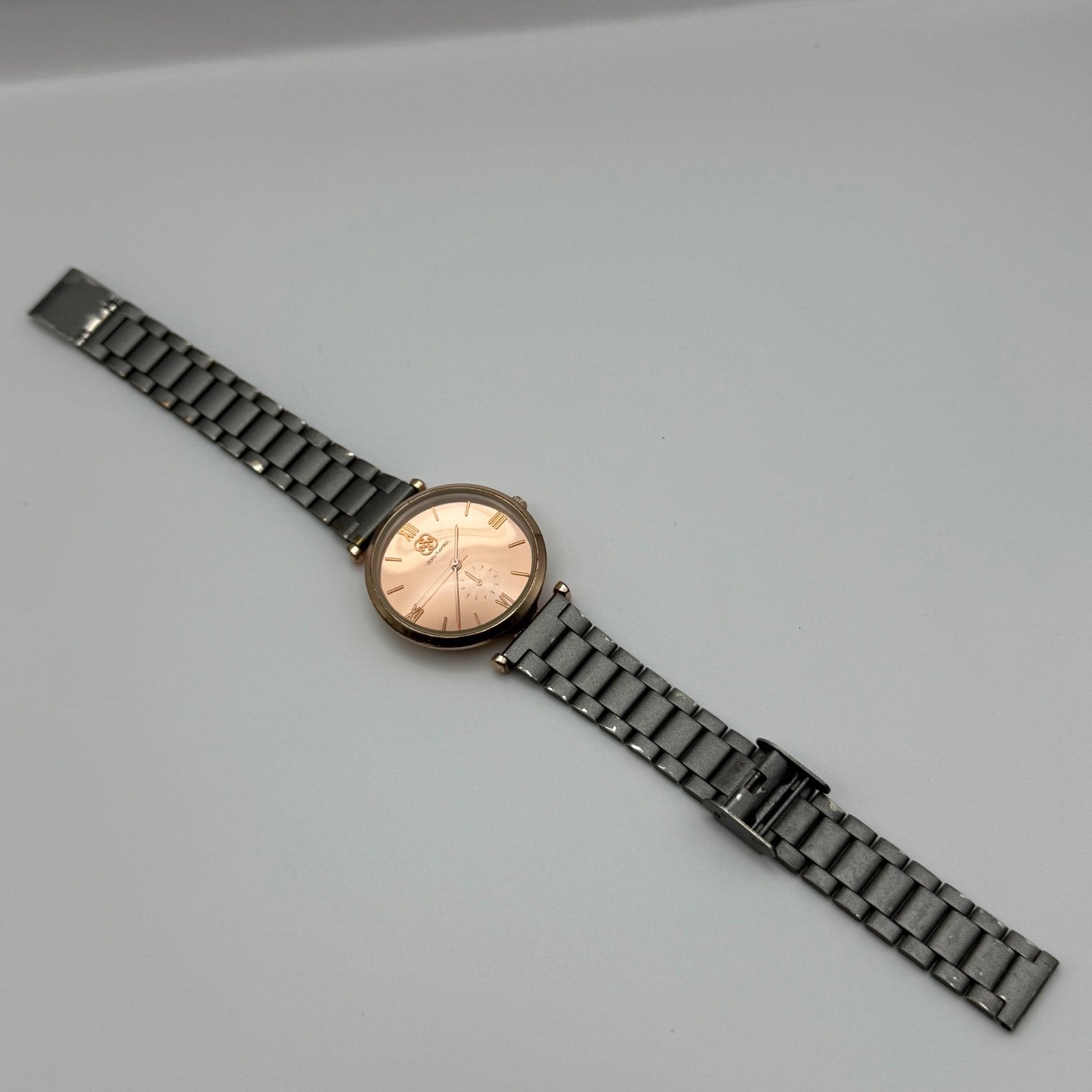 Working Daisy Fuentes Sub Seconds Ladies 33mm Quartz Watch DF145RGGY New Battery