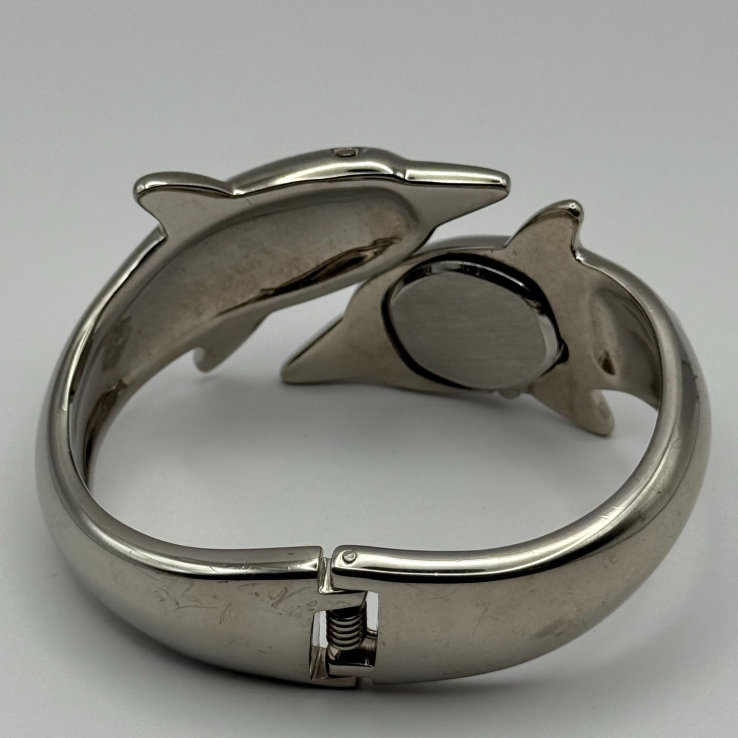 Carvel Ladies Dolphin Bangle Watch Quartz Silver Tone Working 20mm 5.5 Inches