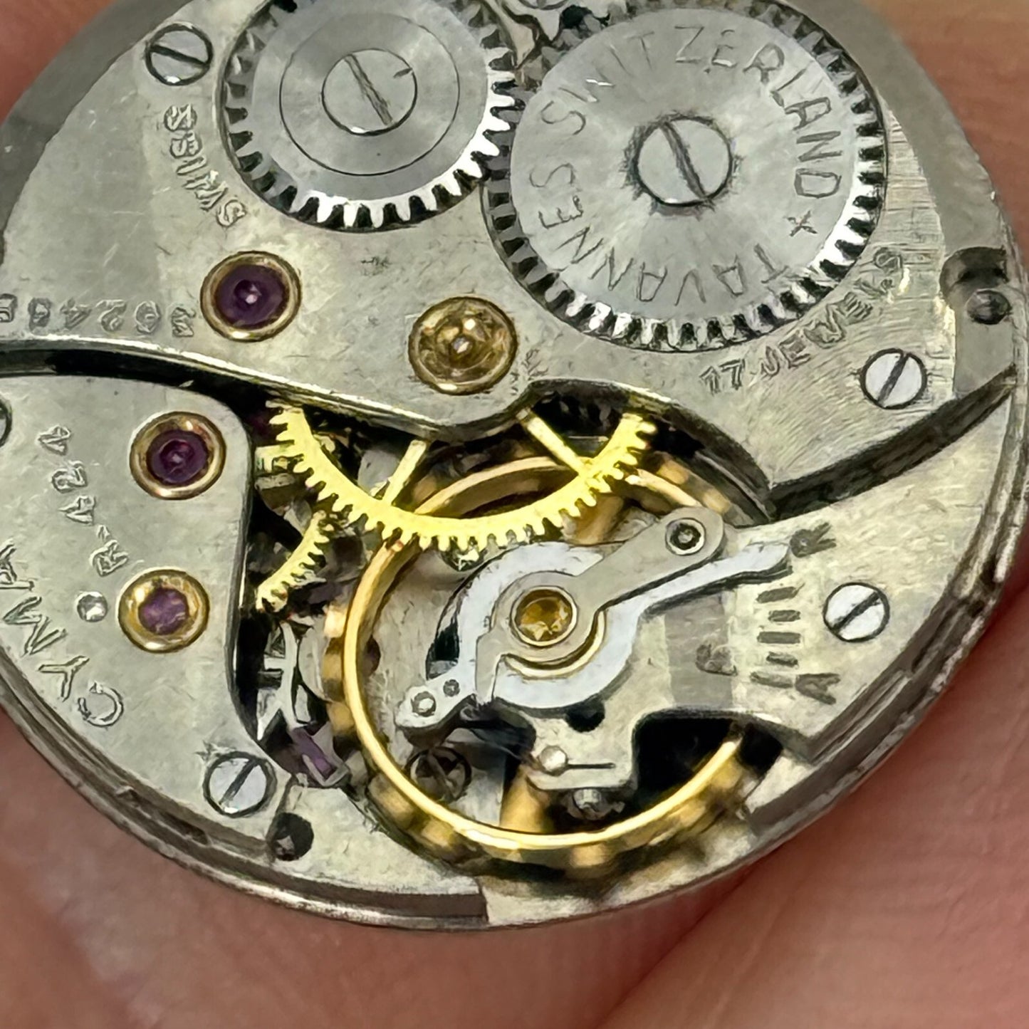 19.7mm Vintage Cyma R.424 Swiss 17 Jewels Manual Wind Watch Movement PART REPAIR