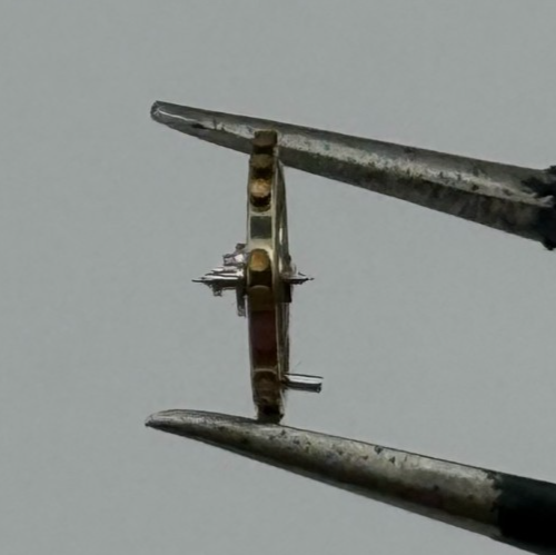 FEF 430 6600 Balance Wheel Complete And Spring 943 M Watch Movement Parts NOS