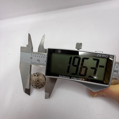19.6mm Vintage Otto Meyer OM 140 Swiss Manual Wind Watch Movement PARTS REPAIR