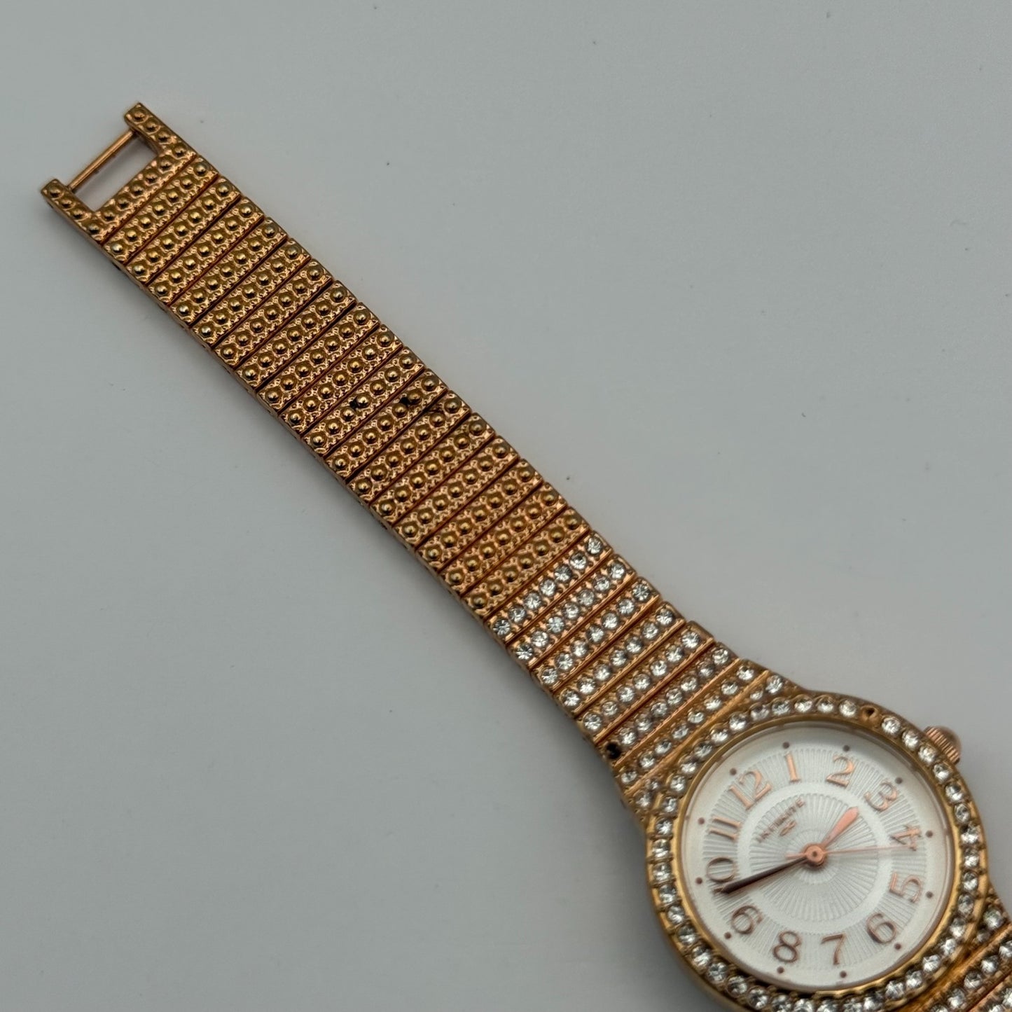 Infinite Ladies Quartz Watch Gold Tone Crystal Accents Bracelet Working 25mm