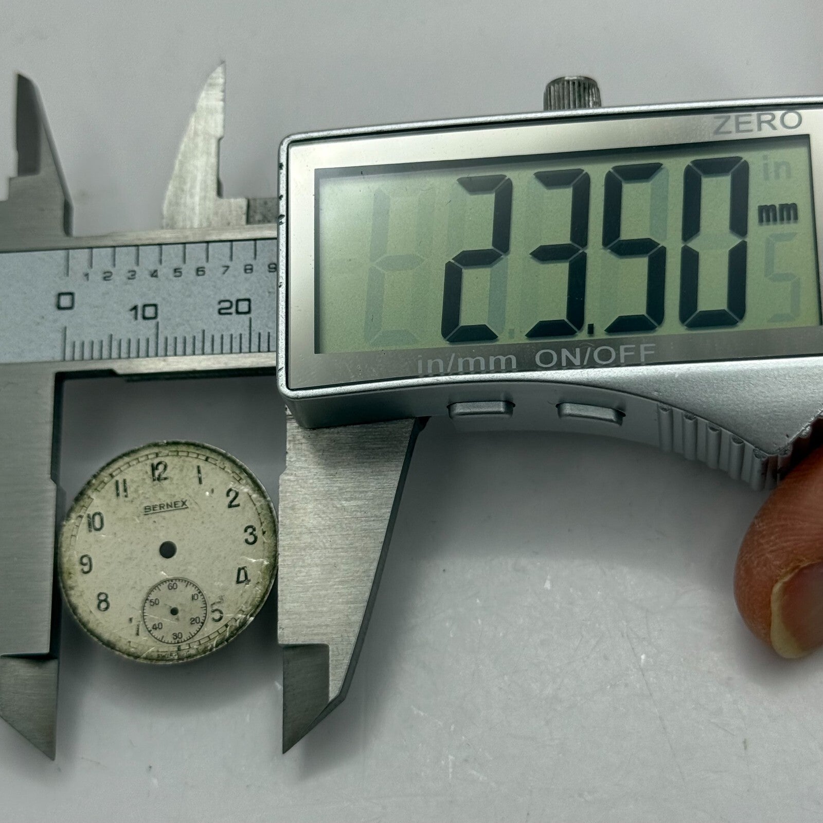 23.5mm Running Vintage Symbol Bernex No 3 Manual Wind Watch Movement PARTS