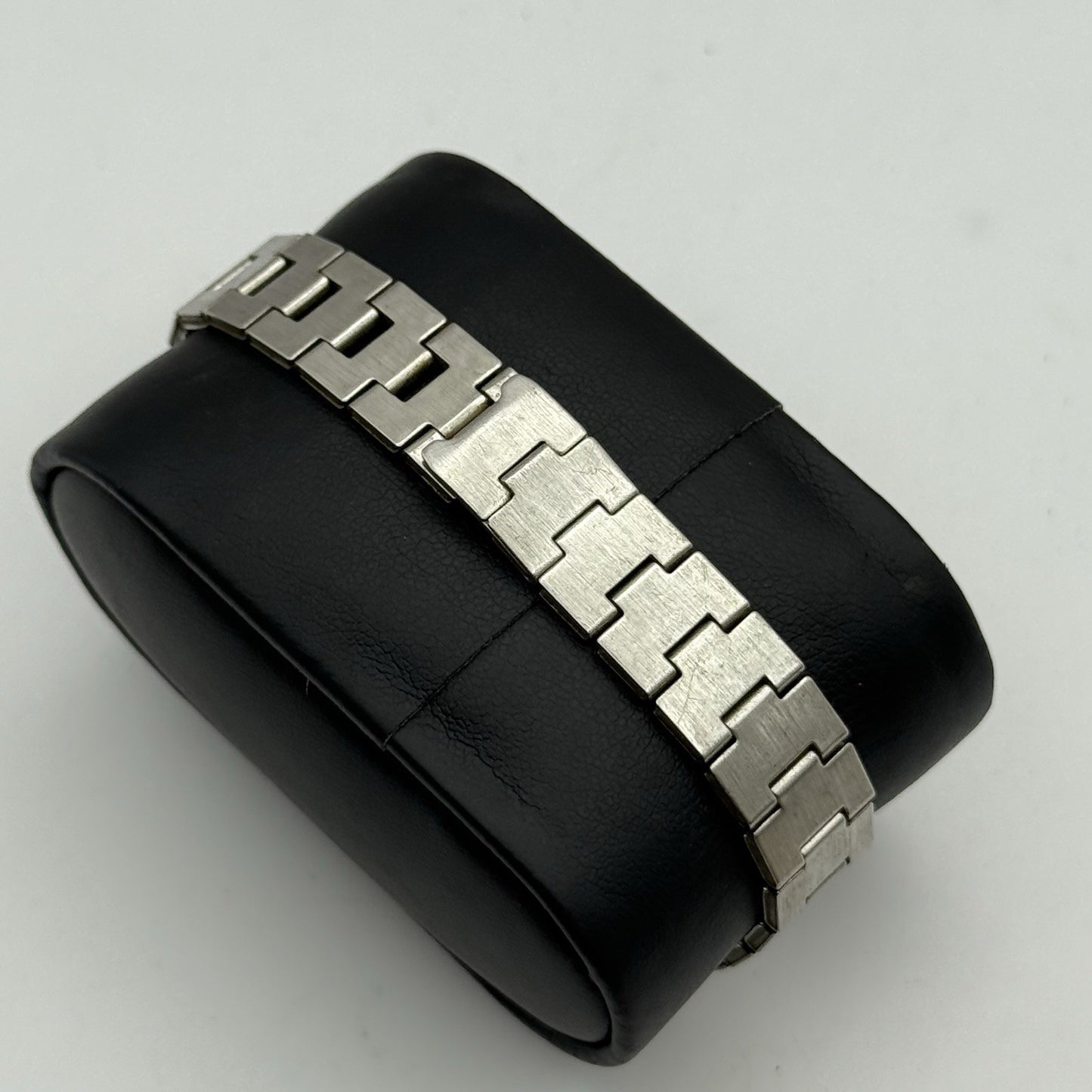 27mm Vintage Cliper 17 Rubis Incabloc Manual Wind Swiss Watch For PARTS REPAIR