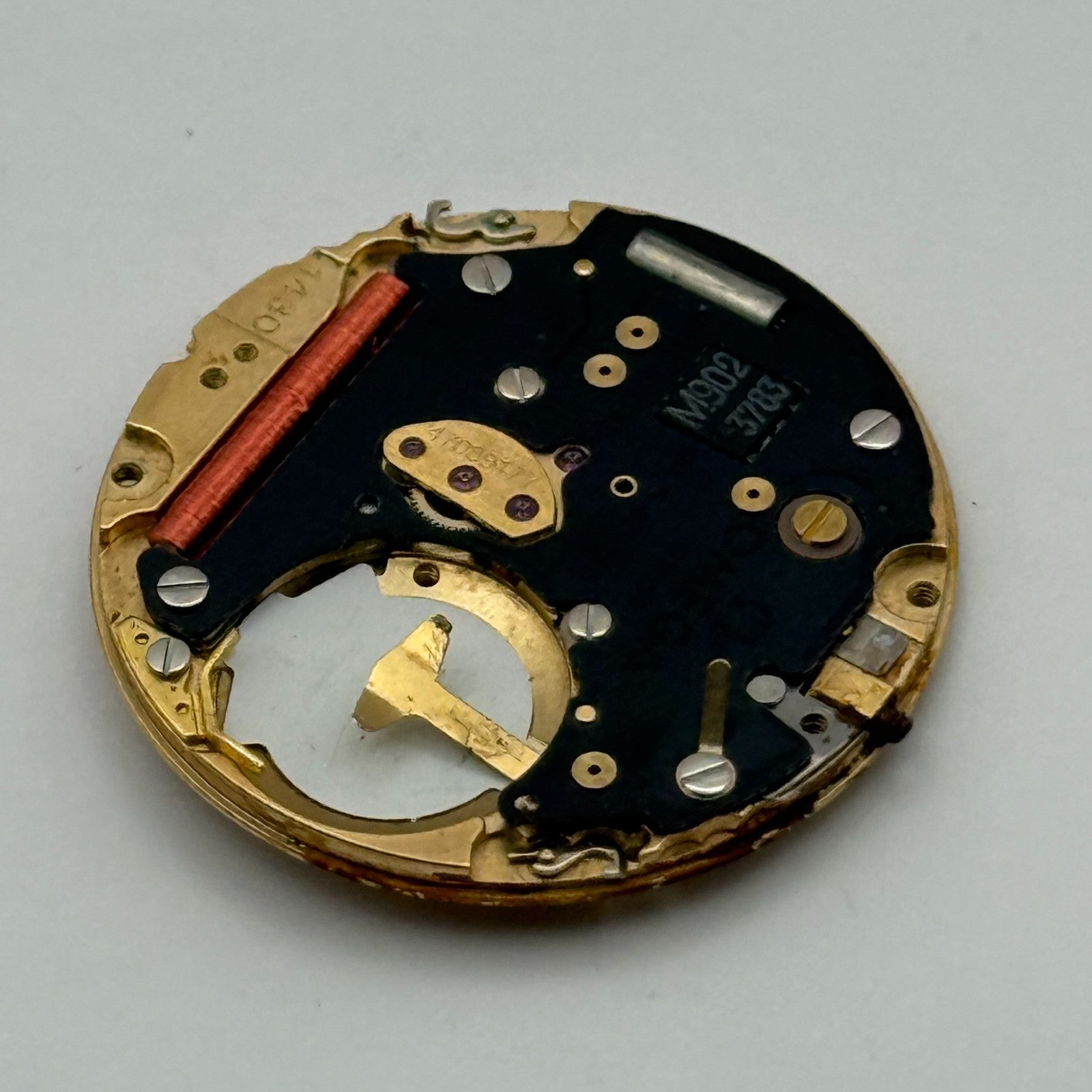 Omega 1430 Quartz Watch Movement 6 Jewels Swiss Vintage Parts Repair 23.8mm