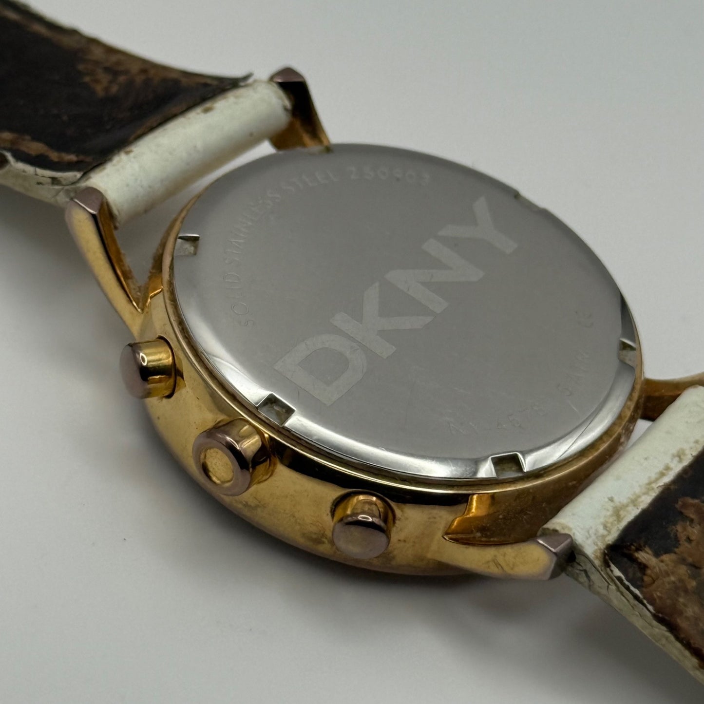 DKNY Chronograph Watch Mother Of Pearl Quartz Leather NY-4578 Date Dial 36mm