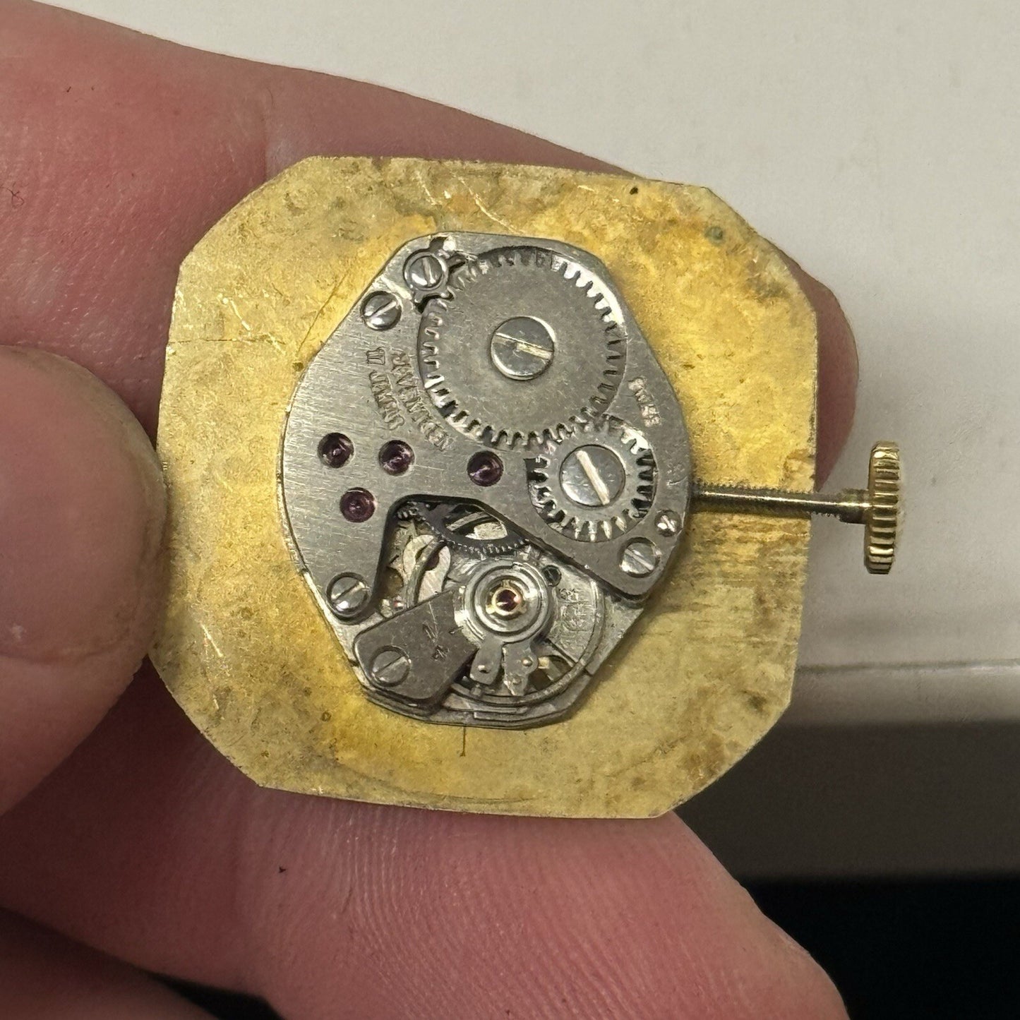 27mm Ladies Manual Wind RUNS BUT STOPS Regency Milanese Gold Tone Watch