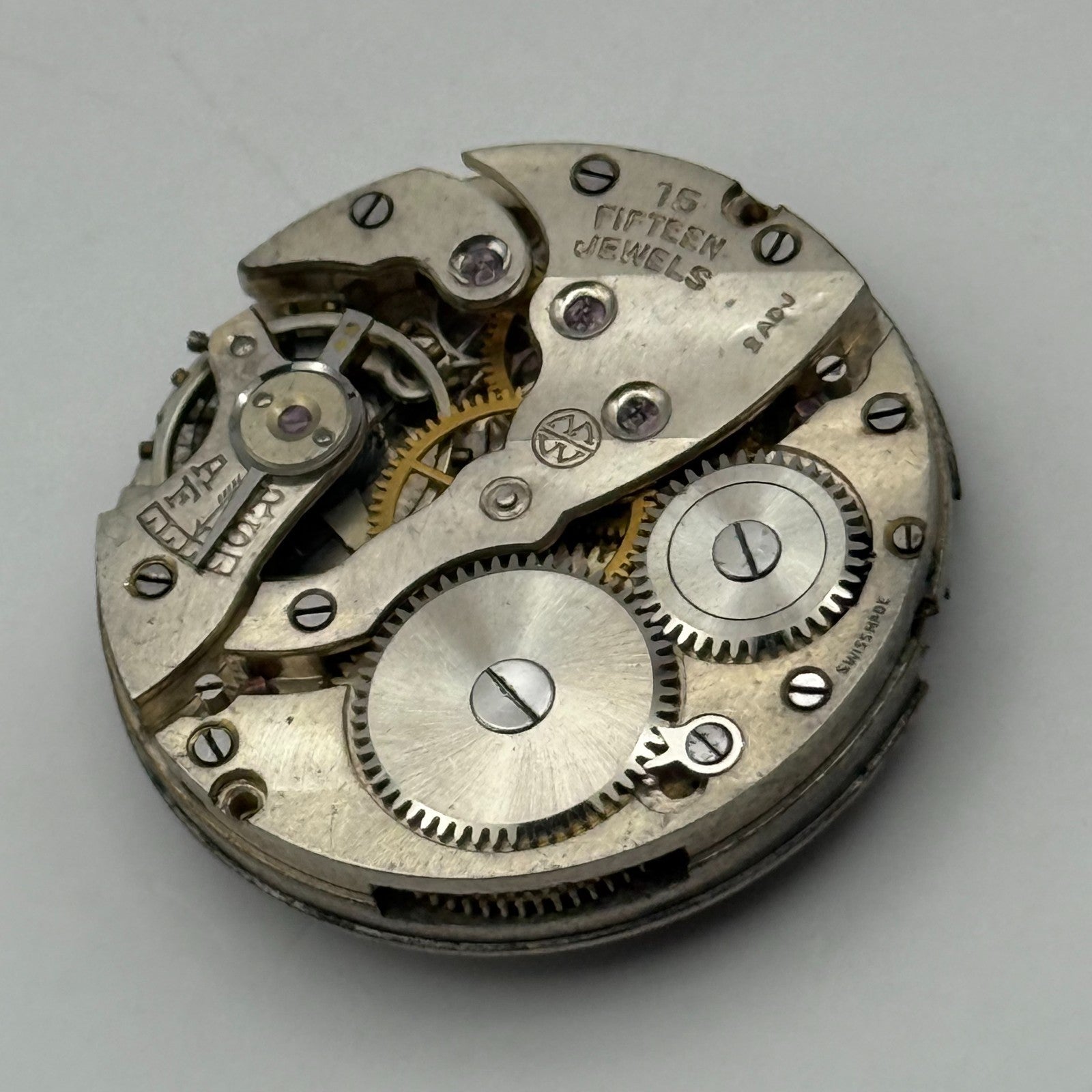 Majex EW 585 Watch Movement Manual Wind Vintage Swiss 15 Jewels Parts 26.8mm