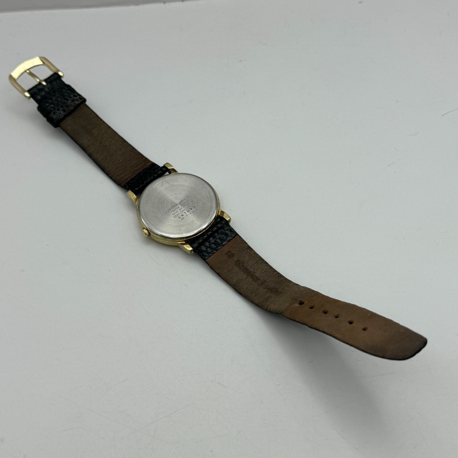 33mm Working Citizen 6031-S018161 White Dial Quartz Watch New Battery 8.5 Inches
