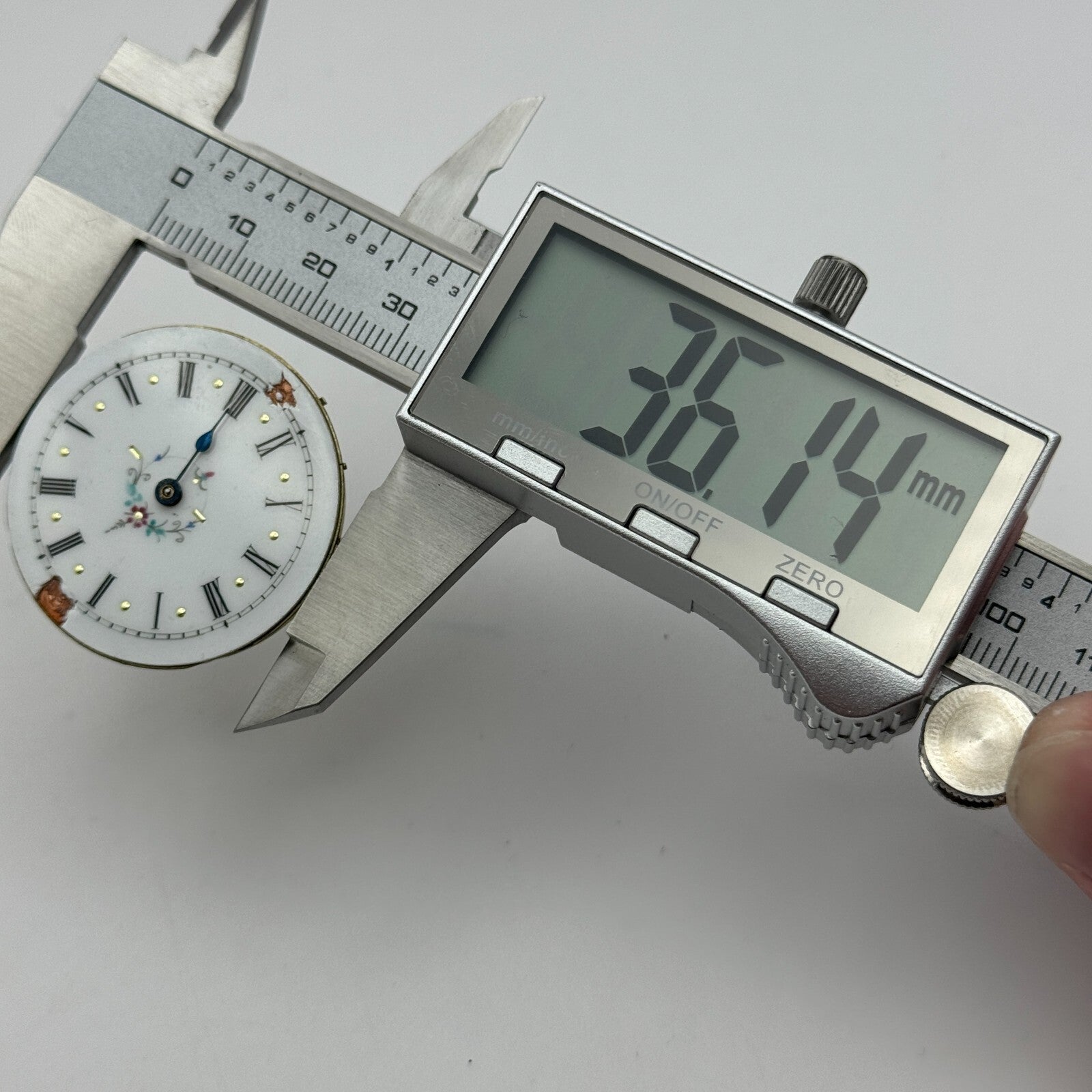 36.1mm Antique Beautiful Porcelain Dial Key Wound Pocket Watch Movement PARTS