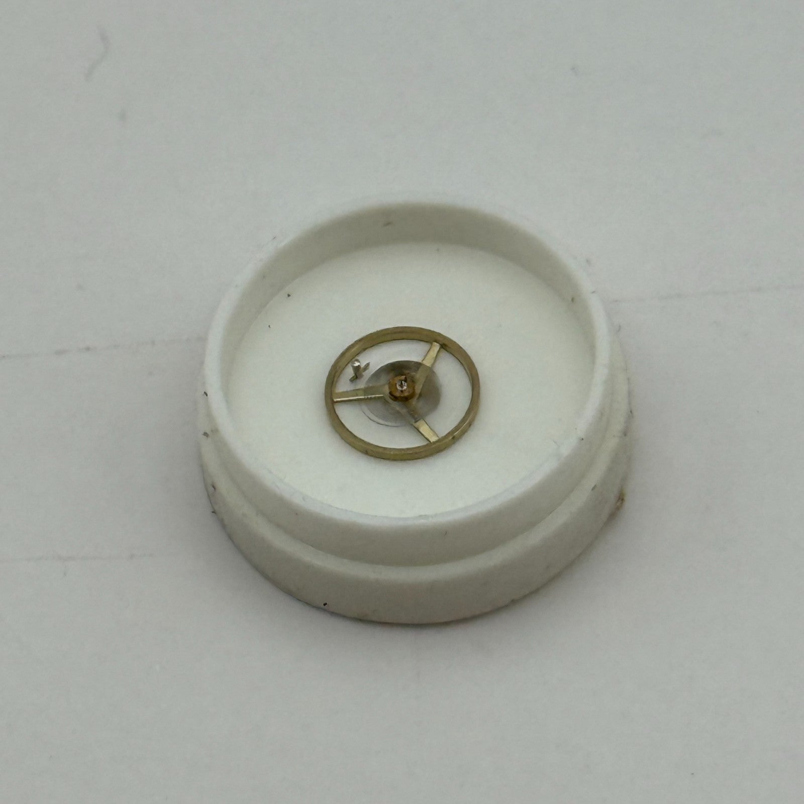 AS 976 1012 Balance Wheel Complete And Spring 5''' 1426 M Watch Movement Parts