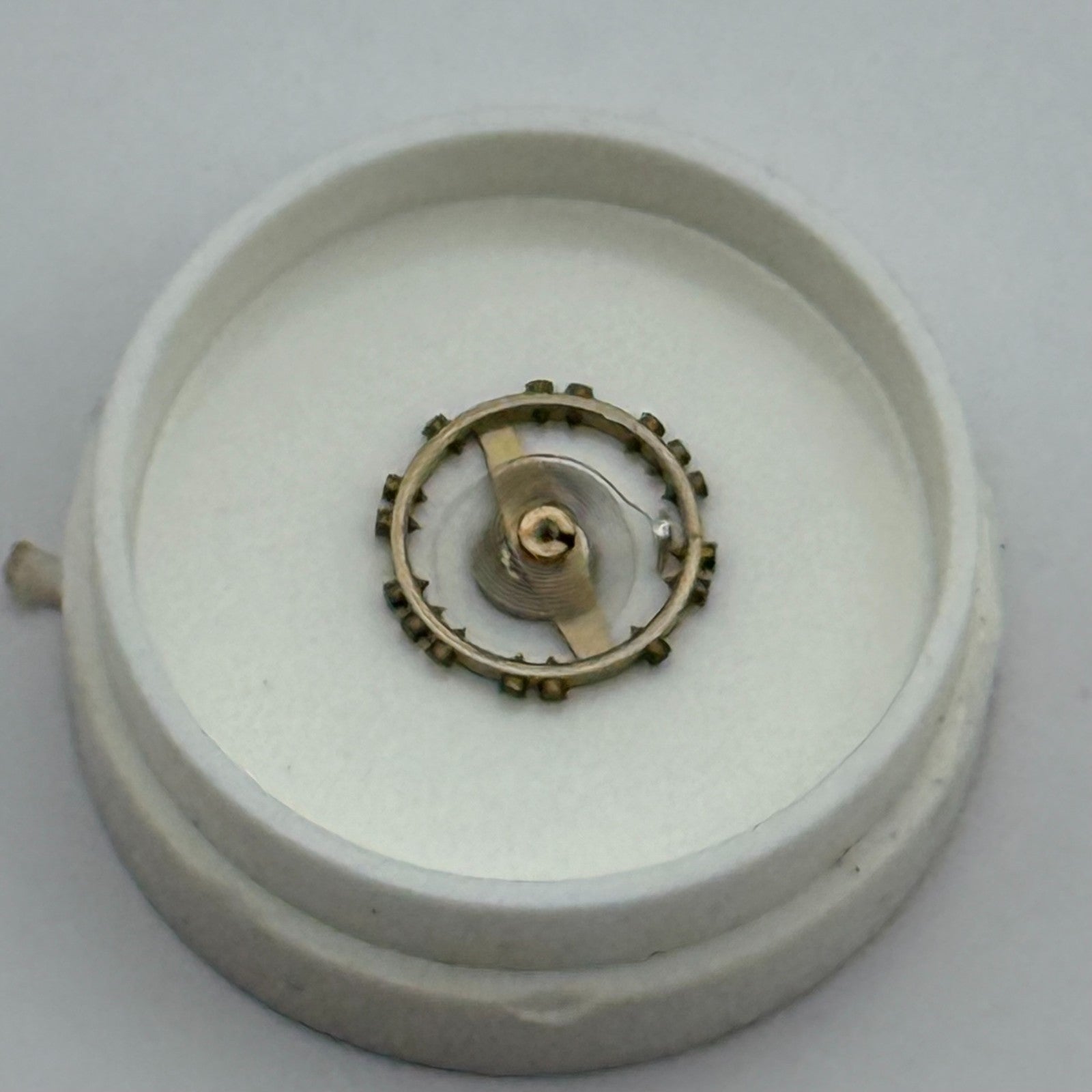 AS 976 1012 Balance Wheel Complete And Spring 29 M Watch Movement Parts NOS