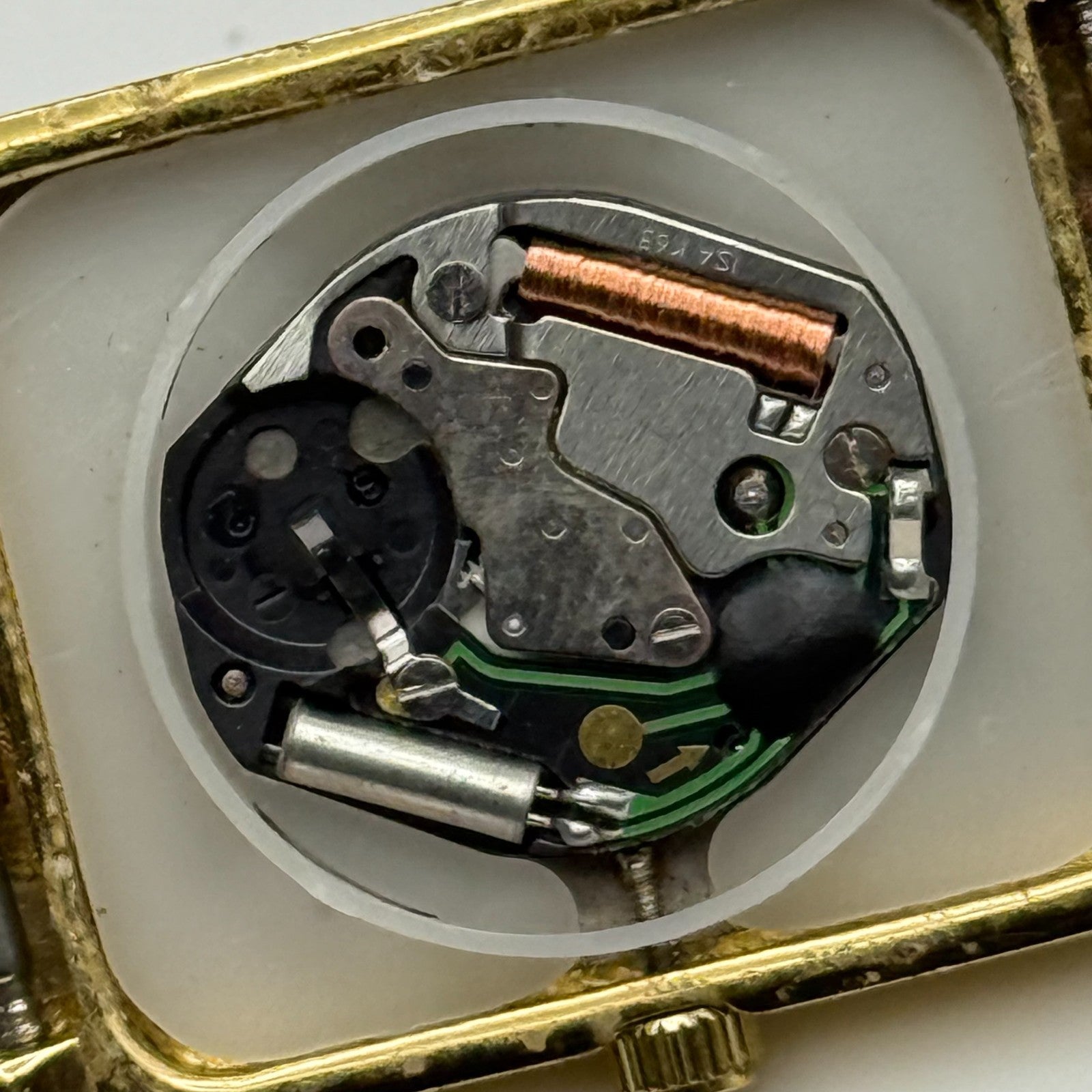 Limit Ladies Quartz Watch Black Dial Gold Tone Bracelet 24mm PARTS REPAIR