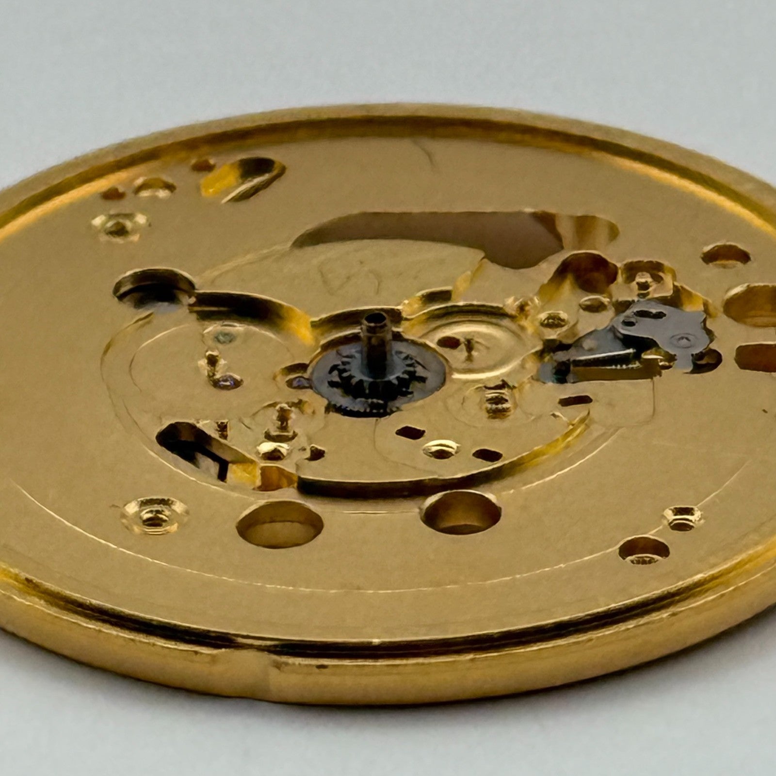 ETA 955.112 Quartz Watch Movement 7 Jewels Swiss Vintage Parts Repair 26.1mm