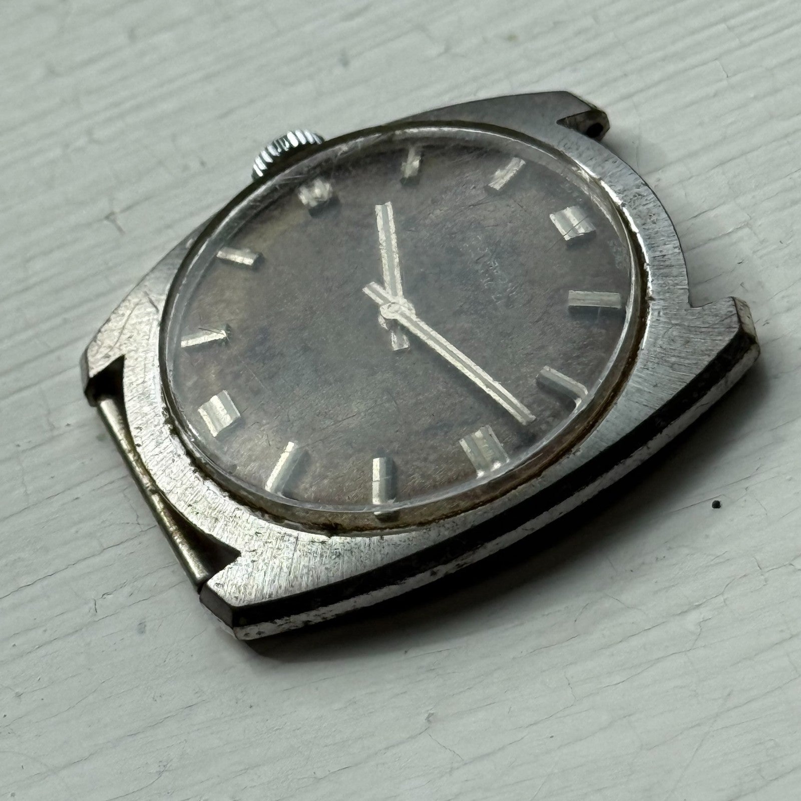 33mm Men's Vintage Peseux 7040 Rennie 17 Jewels Manual Wind Watch PARTS REPAIR