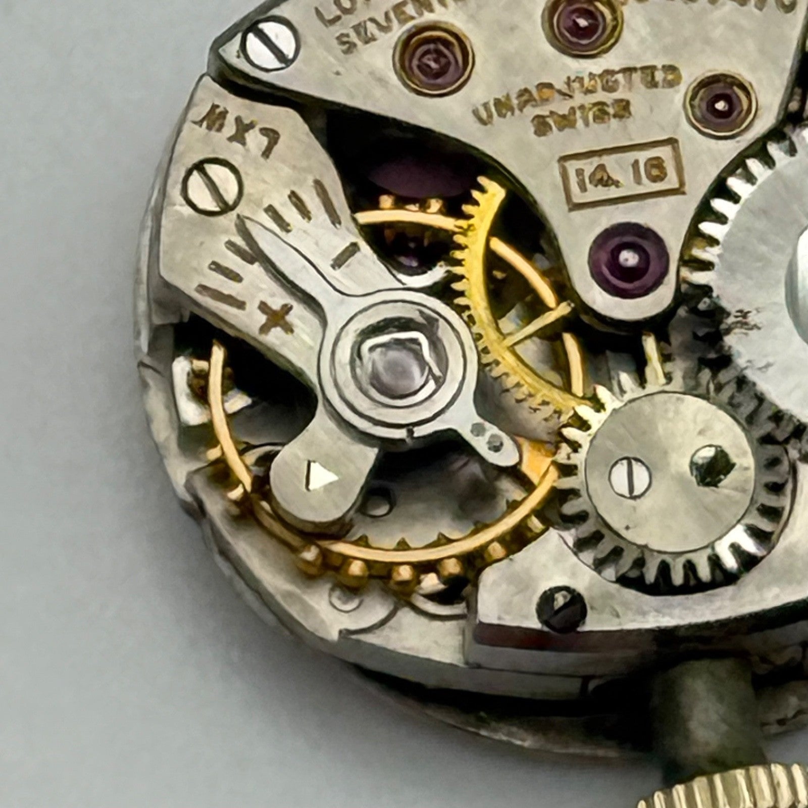 Longines 14.16 Watch Movement Running Manual Wind Vintage Swiss Parts 14.2mm